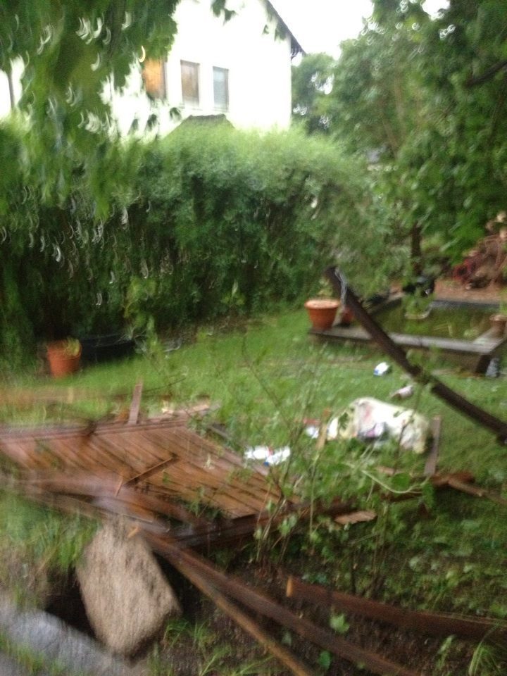 Das Unwetter hinterließ Chaos pur in Augsburg Stadt und Land. Fotos: B4B SCHWABEN