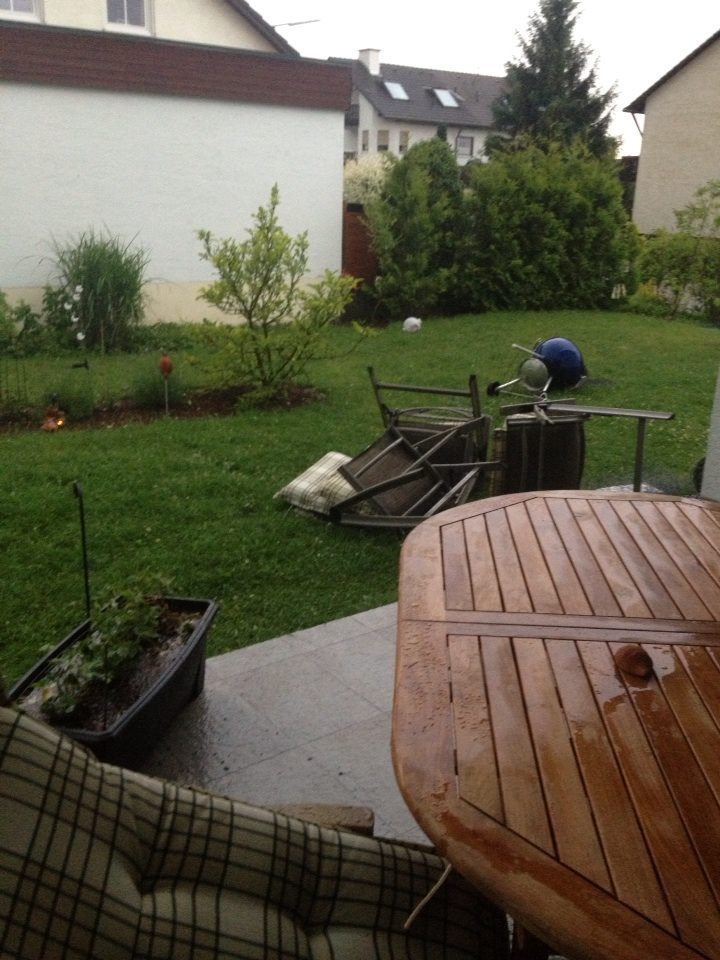 Das Unwetter hinterließ Chaos pur in Augsburg Stadt und Land. Fotos: B4B SCHWABEN