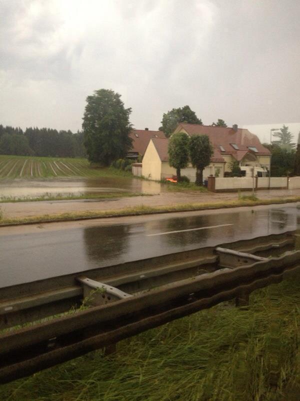 Das Unwetter hinterließ Chaos pur in Augsburg Stadt und Land. Fotos: B4B SCHWABEN