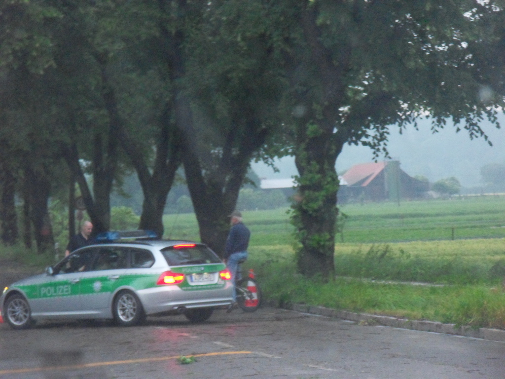 Das Unwetter hinterließ Chaos pur in Augsburg Stadt und Land. Fotos: B4B SCHWABEN