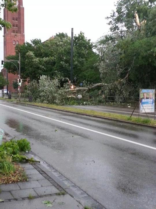 Das Unwetter hinterließ Chaos pur in Augsburg Stadt und Land. Fotos: B4B SCHWABEN