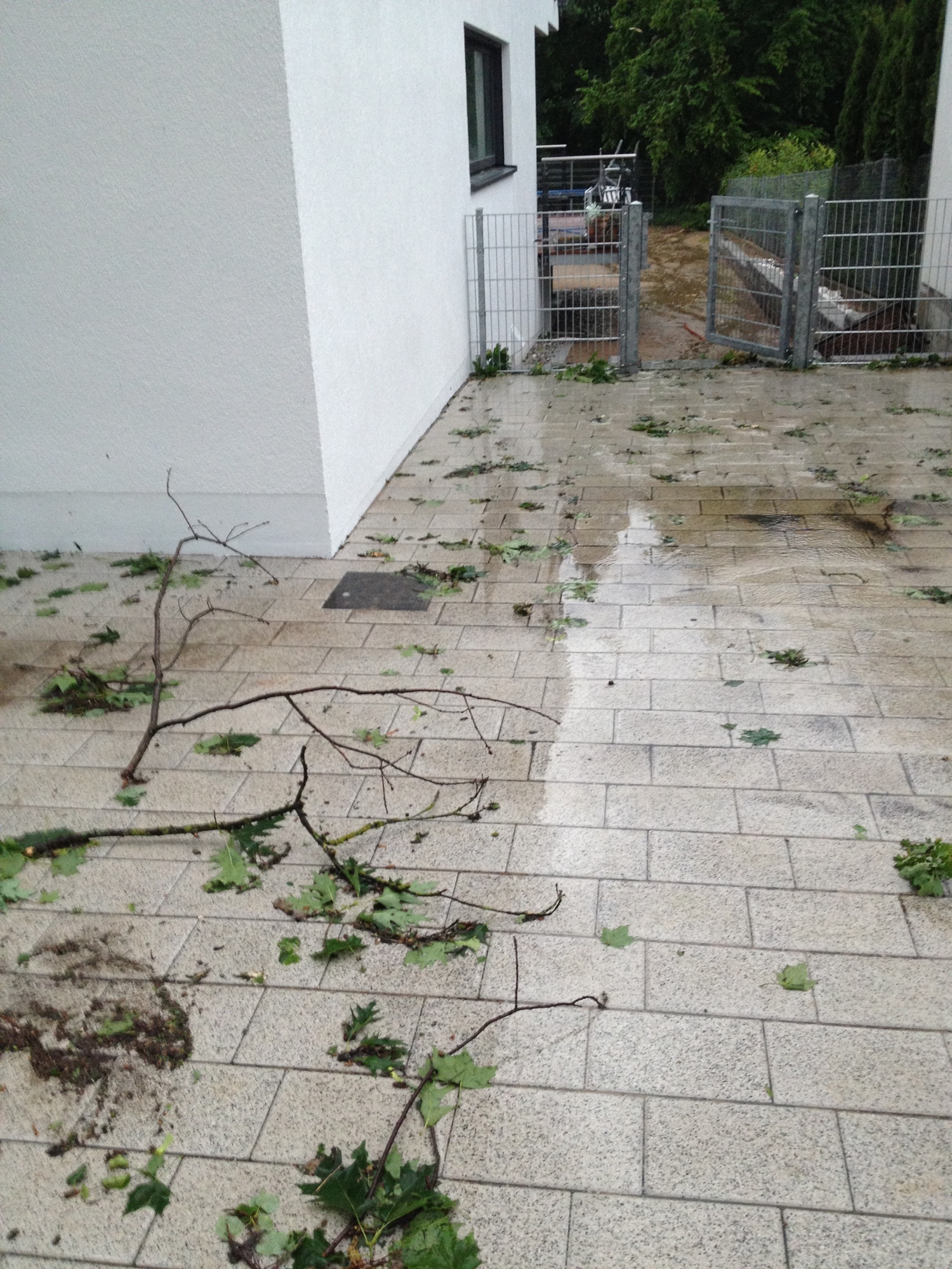Unwetter Fotos der B4B SCHWABEN Leser aus Augsburg und Umgebung Fotos: privat