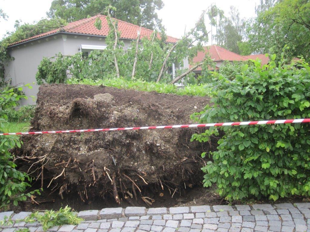 Unwetter Fotos der B4B SCHWABEN Leser aus Augsburg und Umgebung Fotos: privat