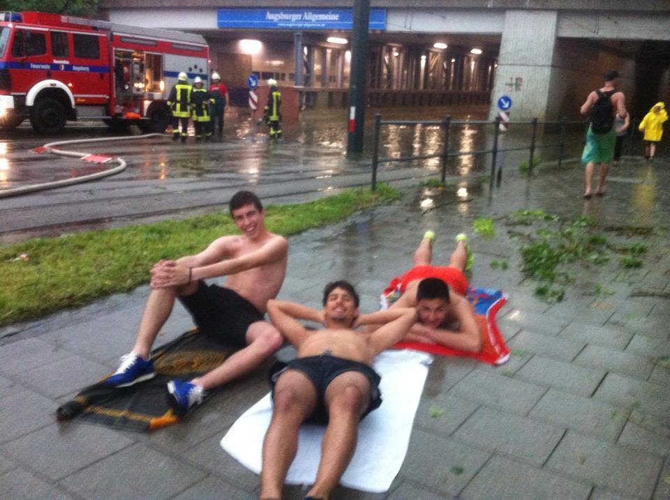 Unwetter Fotos der B4B SCHWABEN Leser aus Augsburg. Fotos: privat