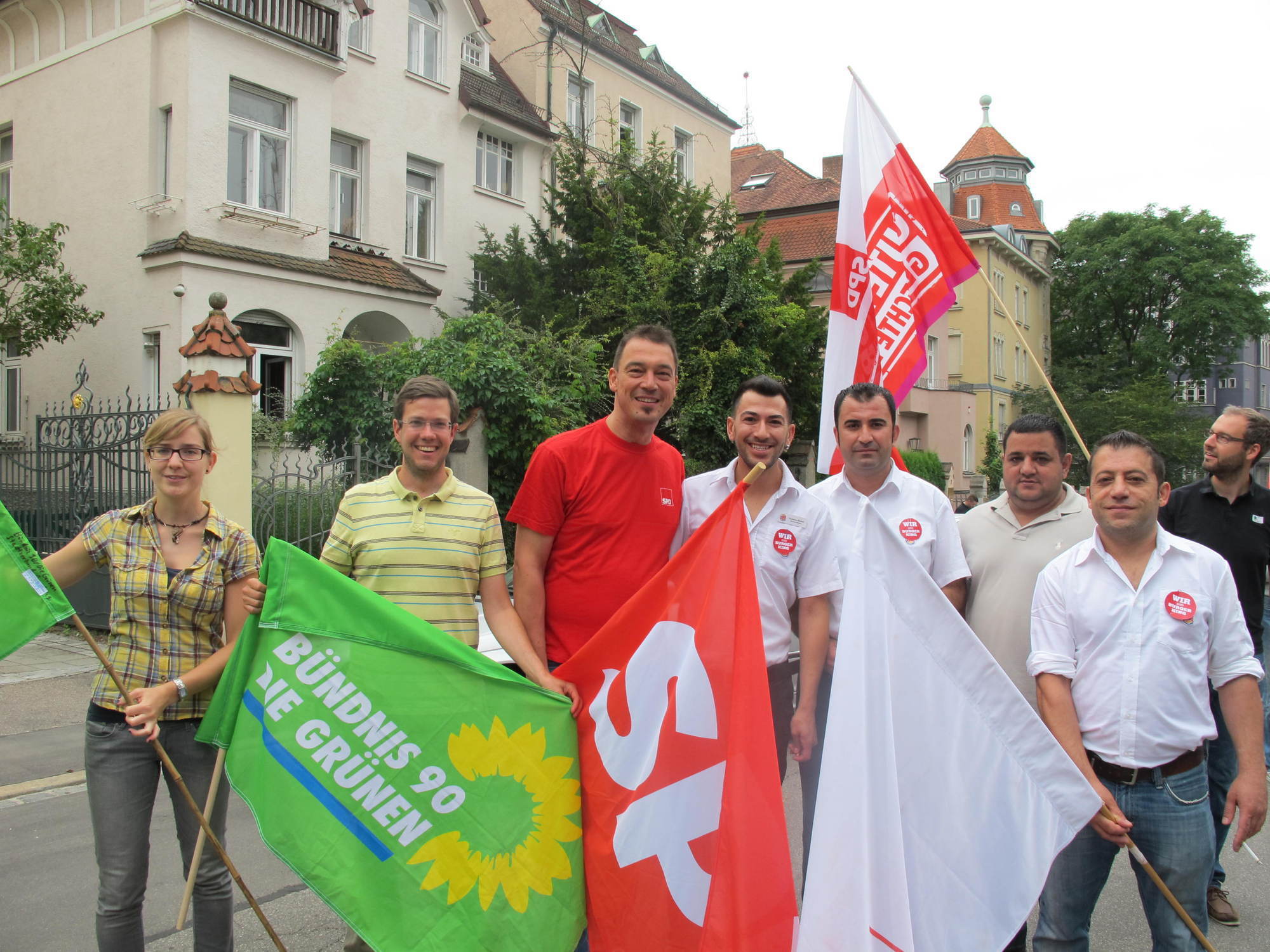Die Demonstranten fordern Recht für den Betriebsrat. Fotos: B4B SCHWABEN