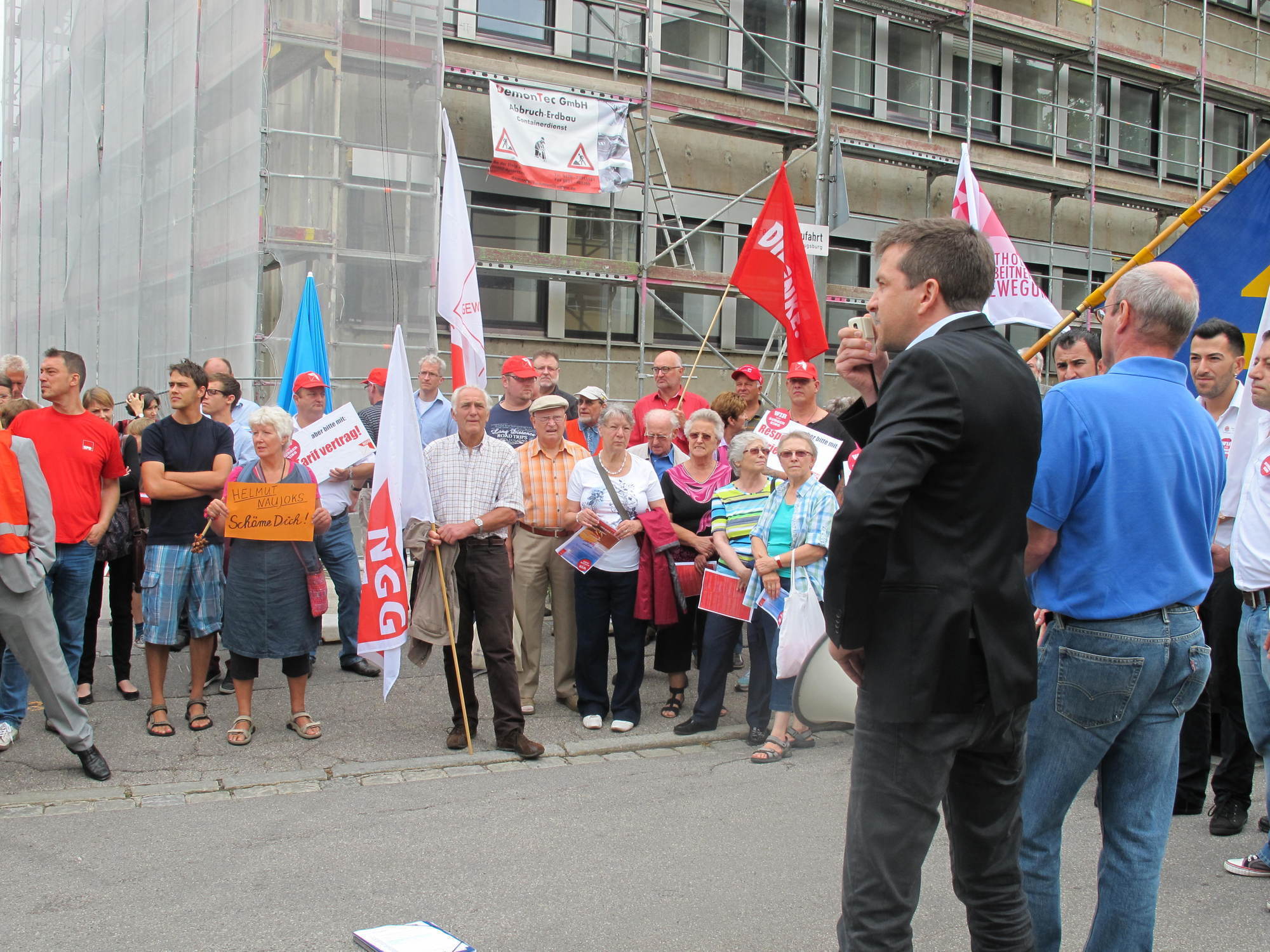Die Demonstranten fordern Recht für den Betriebsrat. Fotos: B4B SCHWABEN