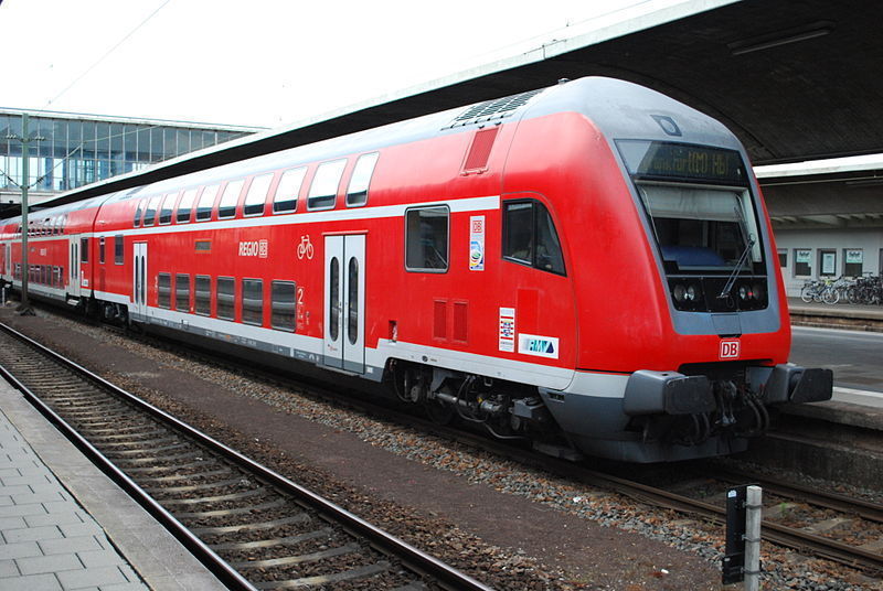 Die Regio-Bahn Verbindung im 15-Minuten-Takt - Die Region fordert dies schon seit langem, Foto: CC BY-SA 2.0 Oxyman