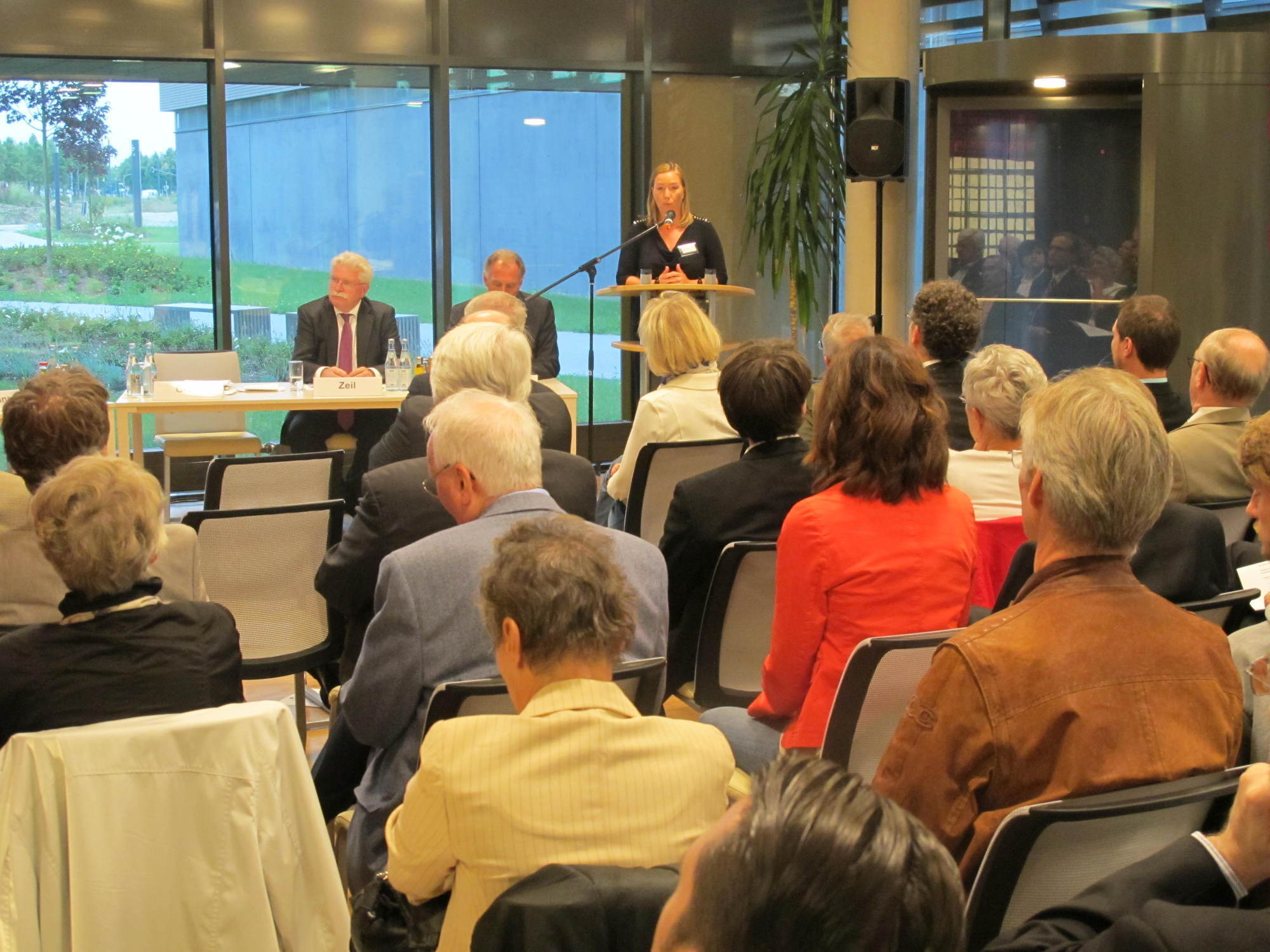 Die Abendveranstaltung der Technologie-Rallye im Augsburg Innovationspark, Foto: B4B SCHWABEN