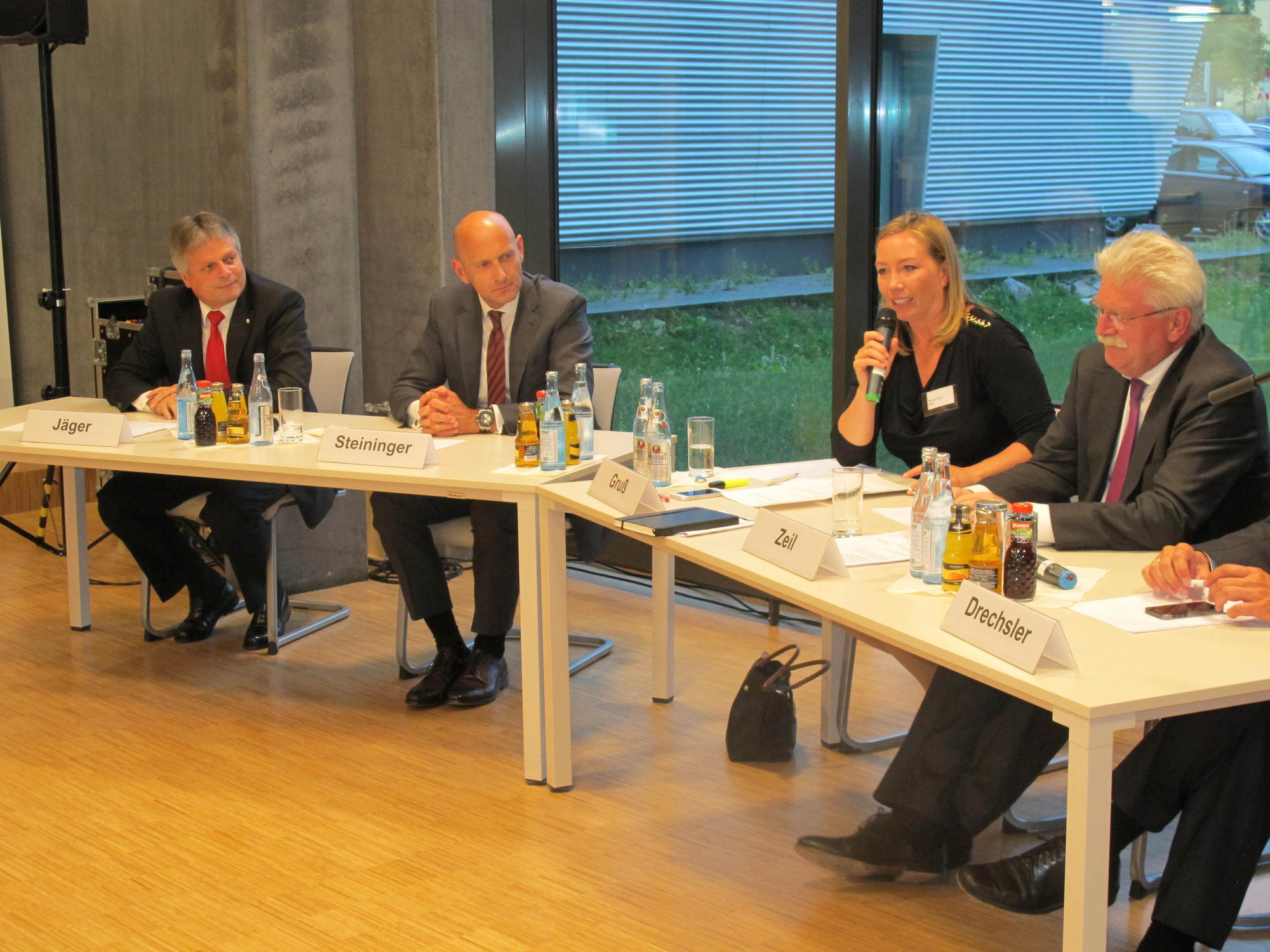 Die Abendveranstaltung der Technologie-Rallye im Augsburg Innovationspark, Foto: B4B SCHWABEN