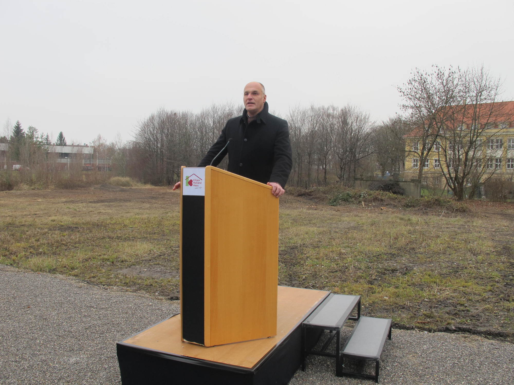 Spatenstich für das Ellinor-Holland-Haus im Textilviertel. Foto B4B SCHWABEN