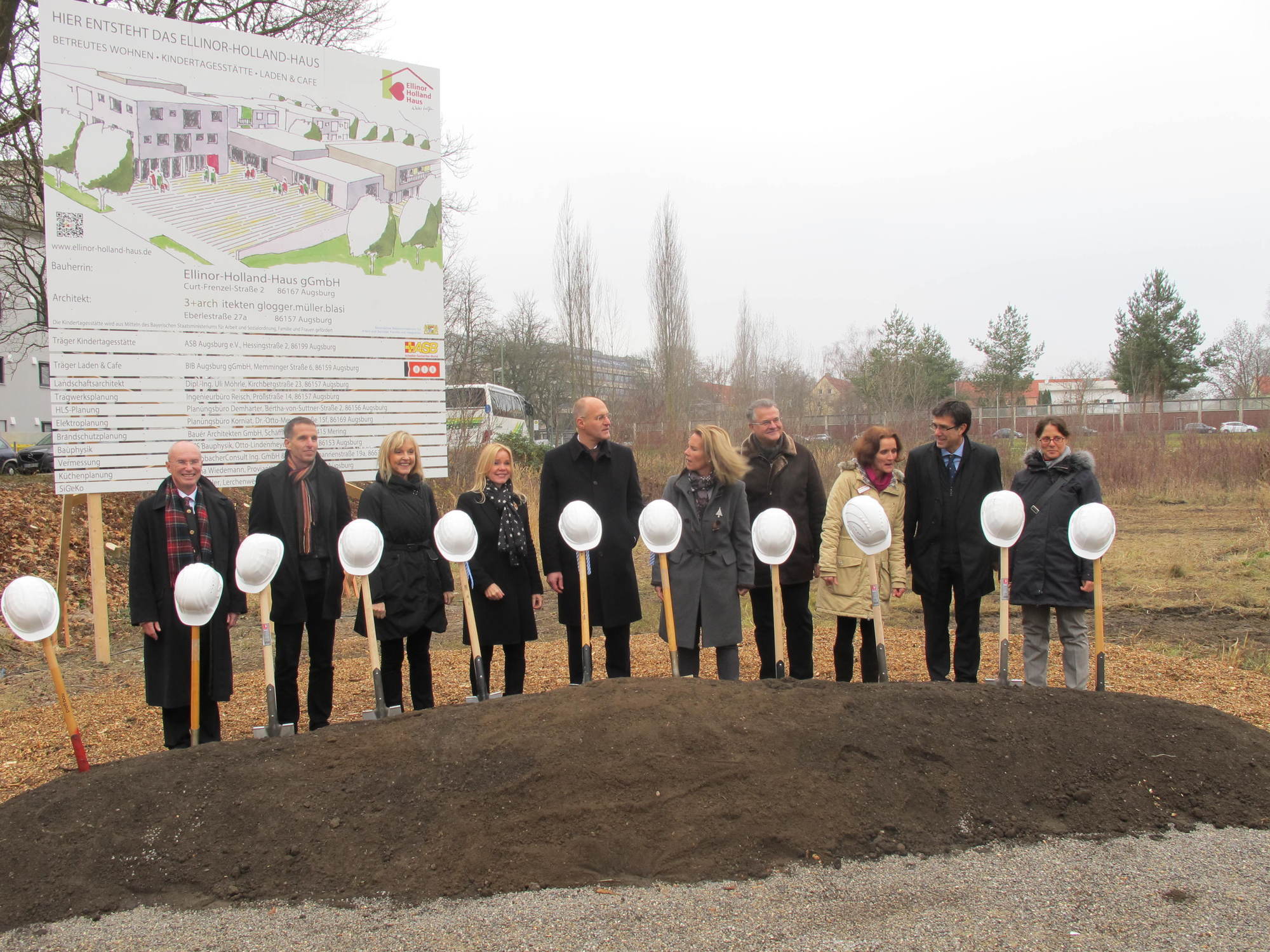 Spatenstich für das Ellinor-Holland-Haus im Textilviertel. Foto B4B SCHWABEN