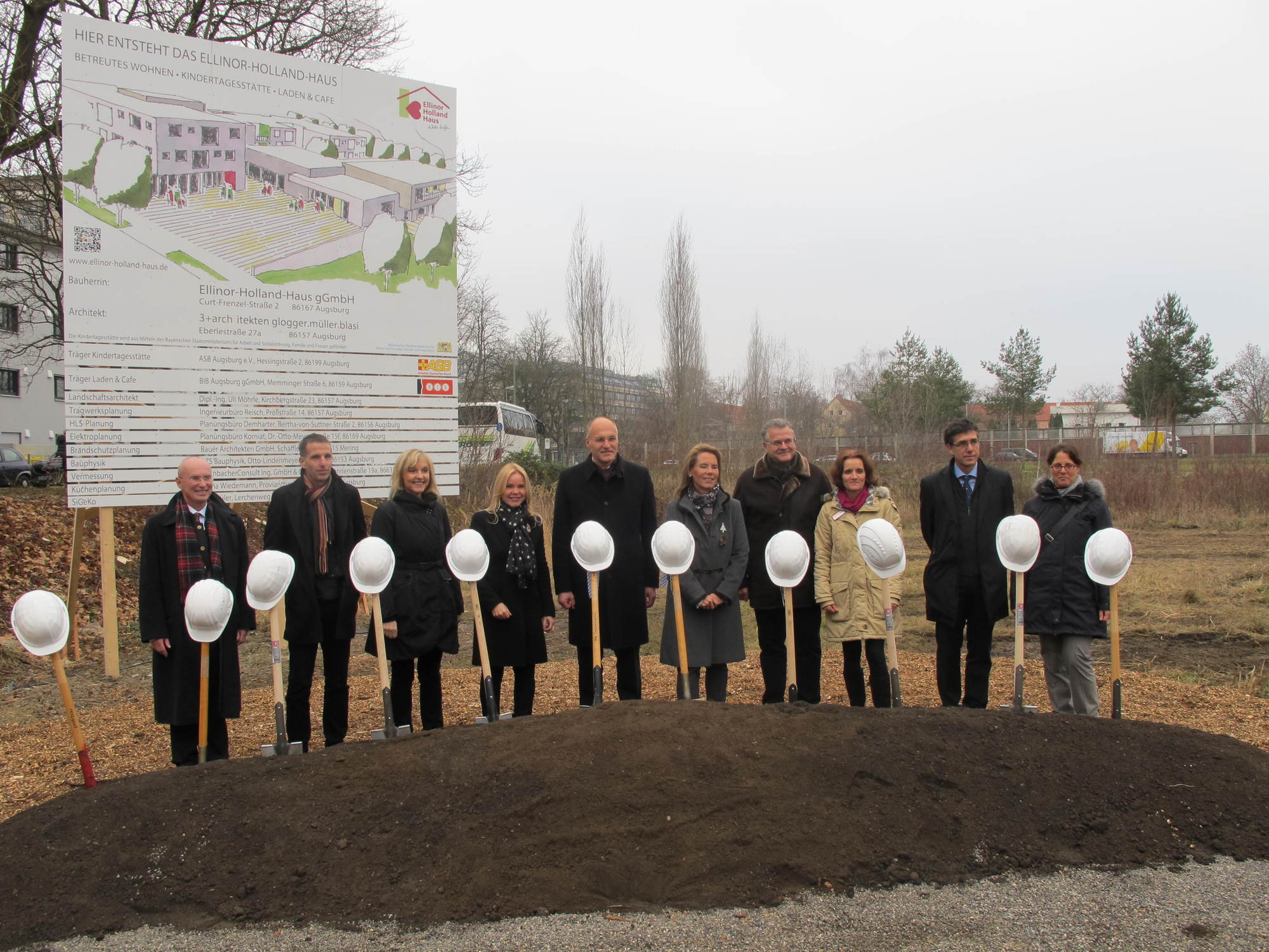 Spatenstich für das Ellinor-Holland-Haus im Textilviertel. Foto B4B SCHWABEN
