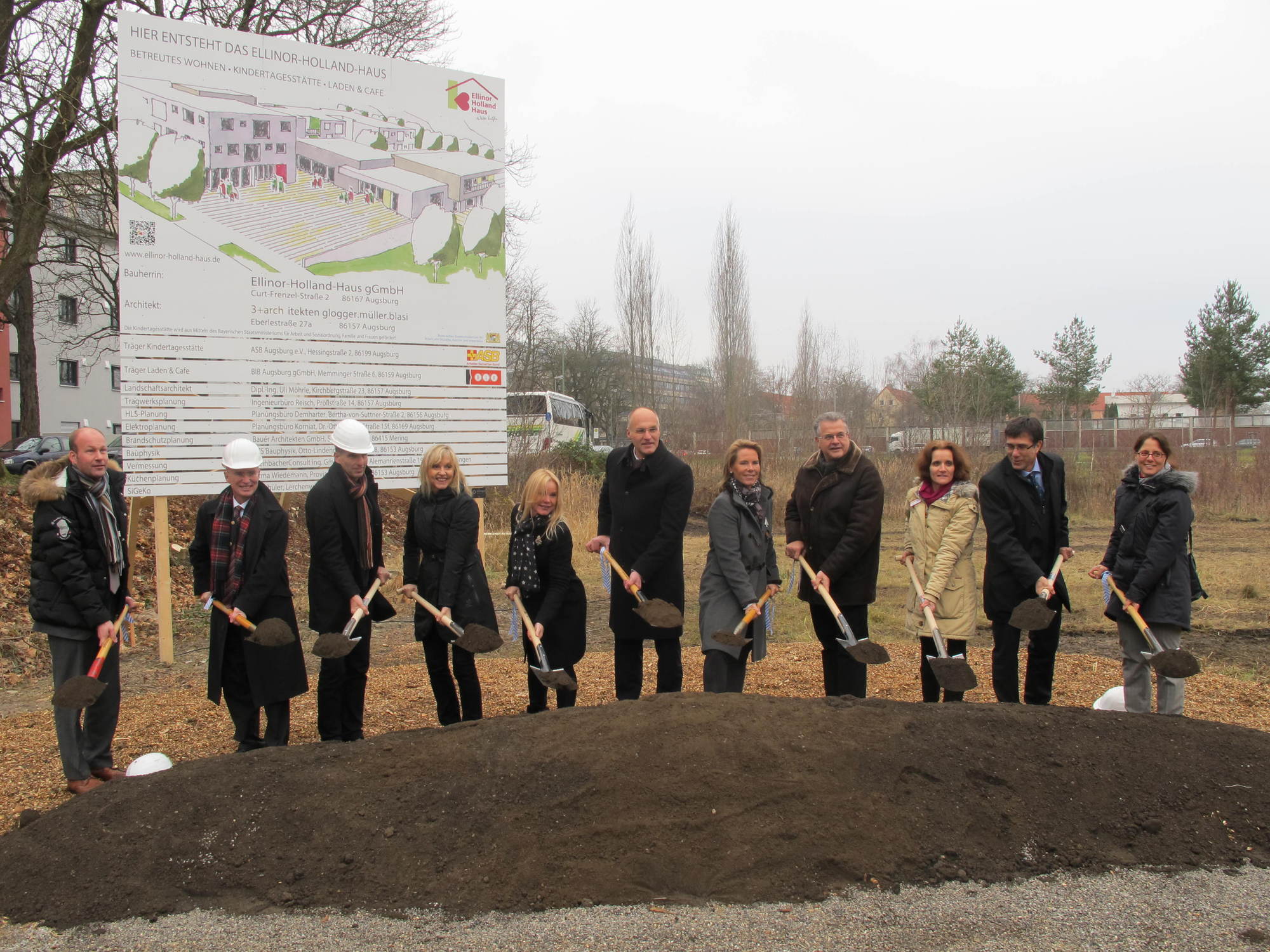 Spatenstich für das Ellinor-Holland-Haus im Textilviertel. Foto B4B SCHWABEN