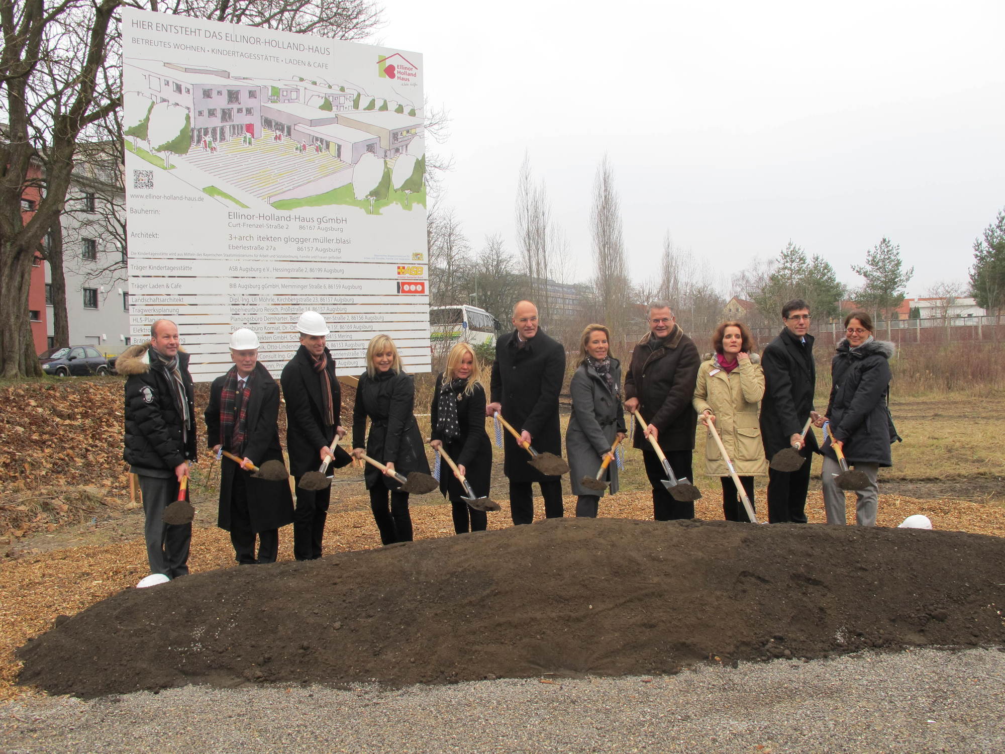 Spatenstich für das Ellinor-Holland-Haus im Textilviertel. Foto B4B SCHWABEN