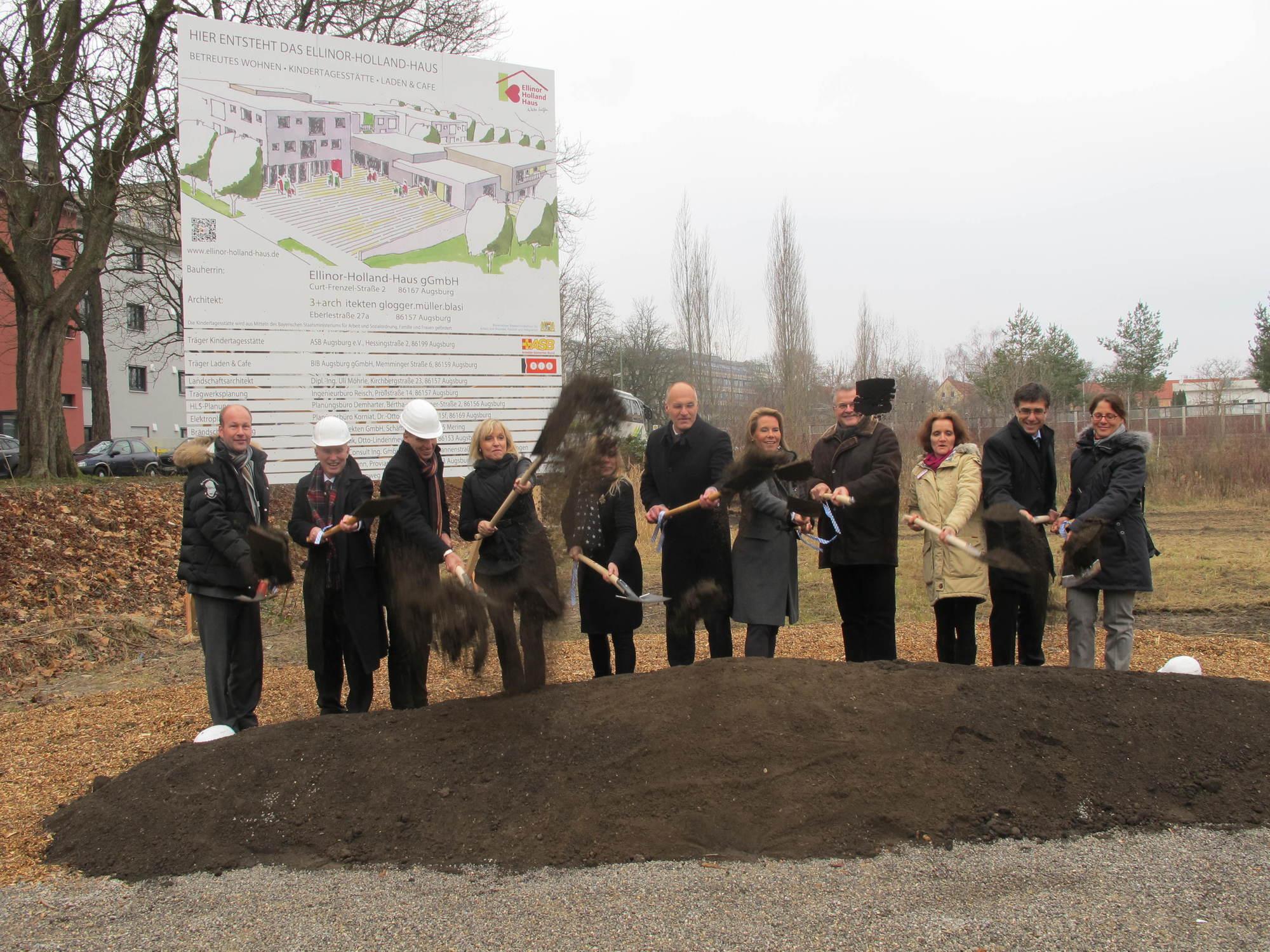 Spatenstich für das Ellinor-Holland-Haus im Textilviertel. Foto B4B SCHWABEN