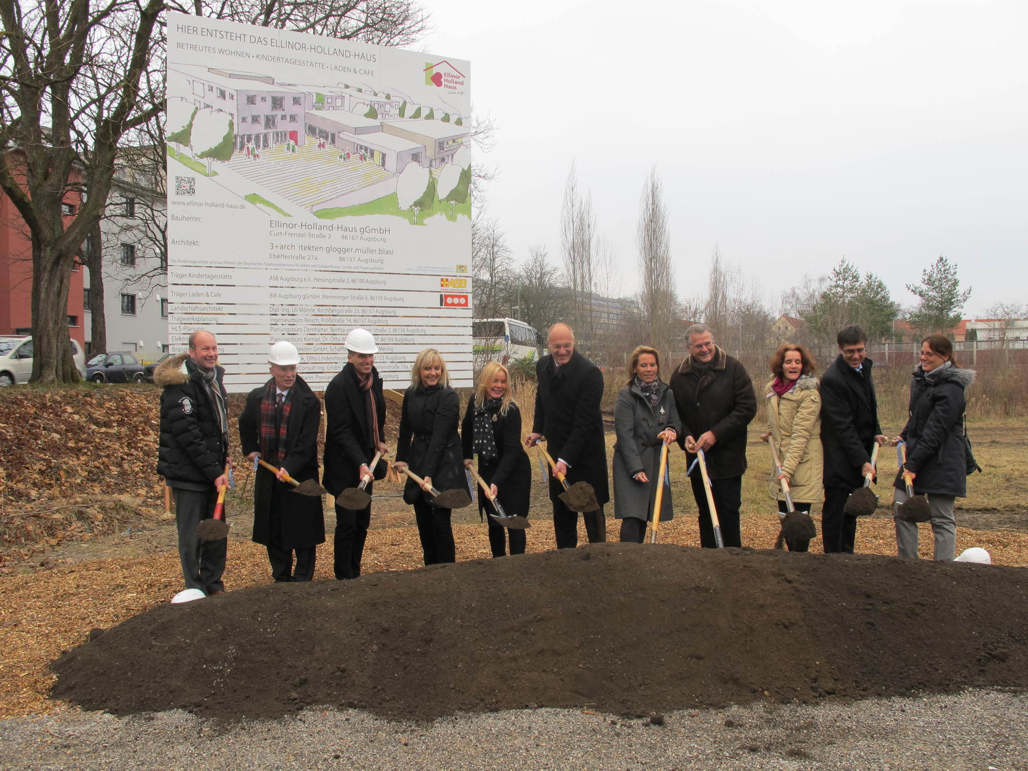 Spatenstich für das Ellinor-Holland-Haus im Textilviertel. Foto B4B SCHWABEN