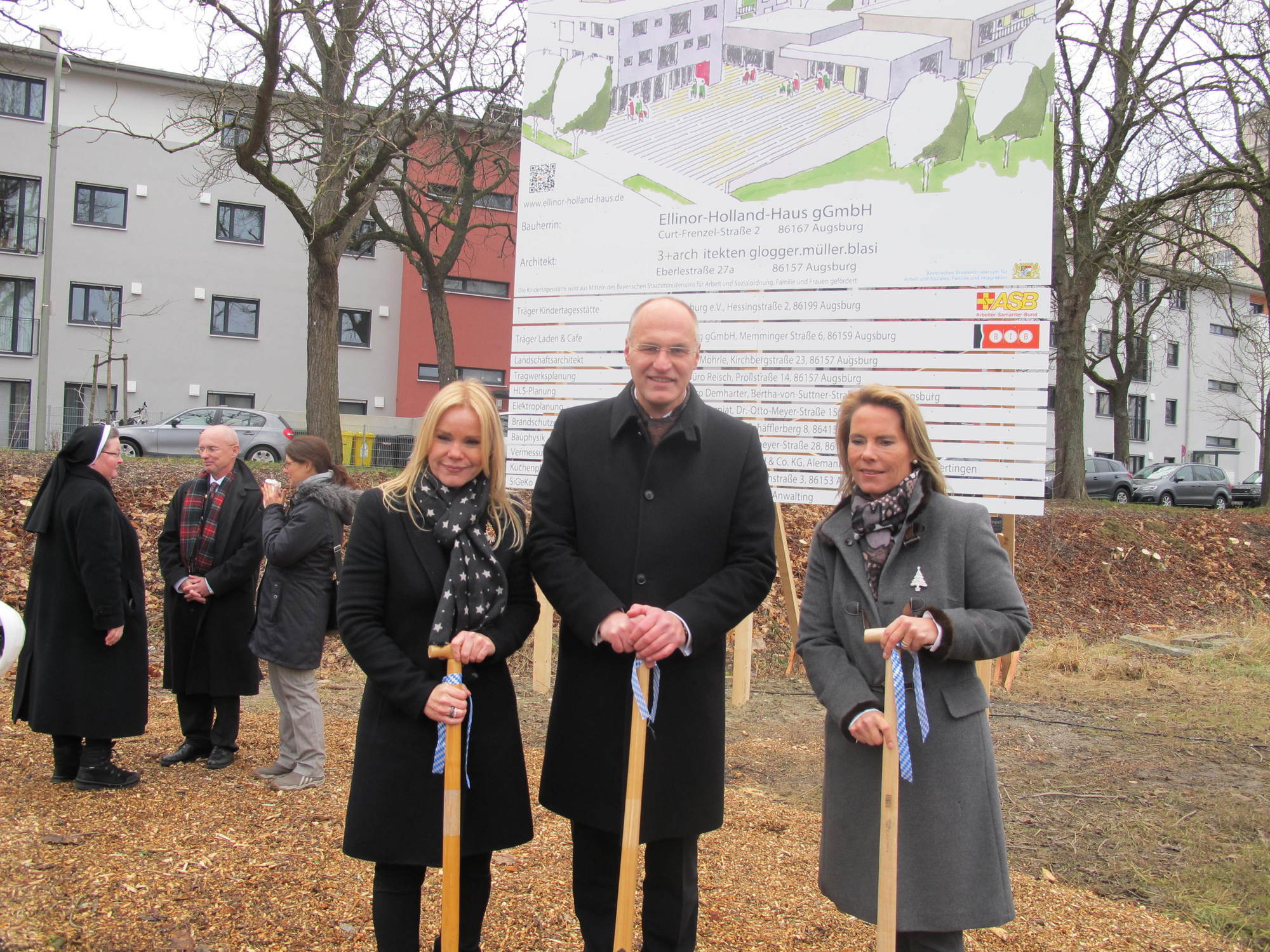 Spatenstich für das Ellinor-Holland-Haus im Textilviertel. Foto B4B SCHWABEN