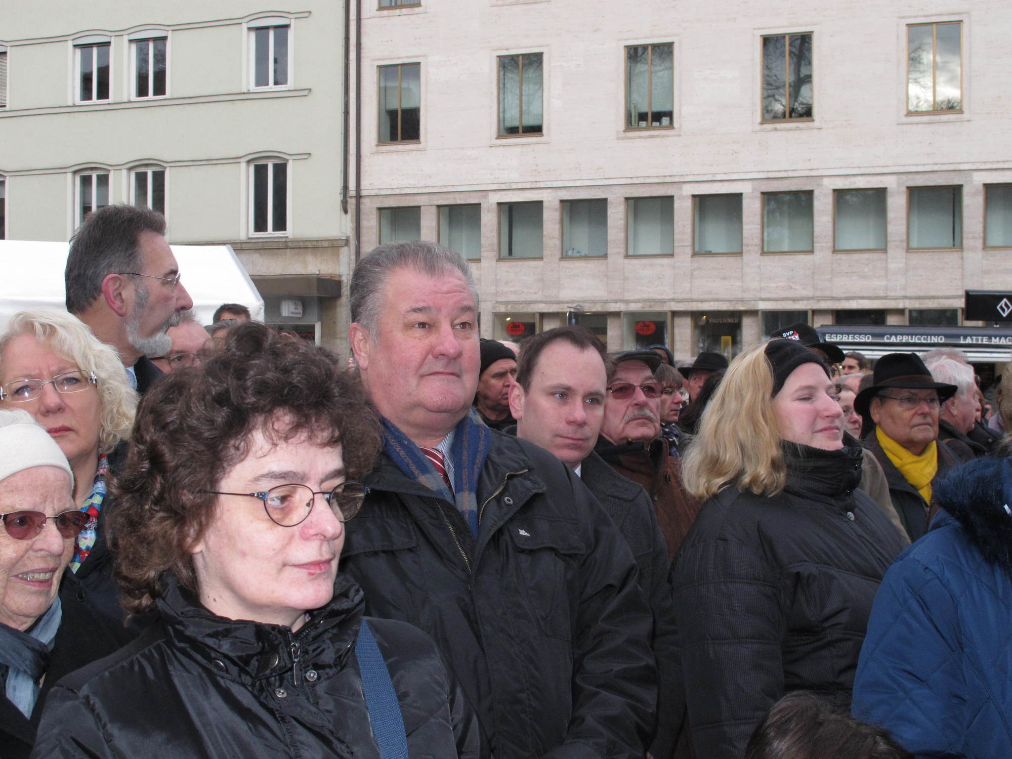 Auch Dr. Volker Ullrich, Bundestagsabgebordneter für Augsburg und Königsbrunn, freute sich über den neuen Kö, Foto: B4B SCHWABEN