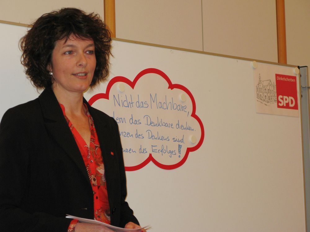 Annette Luckner, SPD-Bürgermeister-Kandidatin, betrachtet die derzeitige Entwicklung im Gewerbe mit Sorge.Foto:SPDDinkelscherben