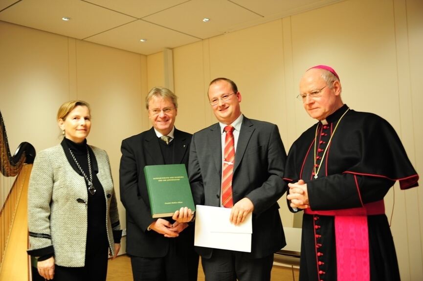 Augsburg university logo image