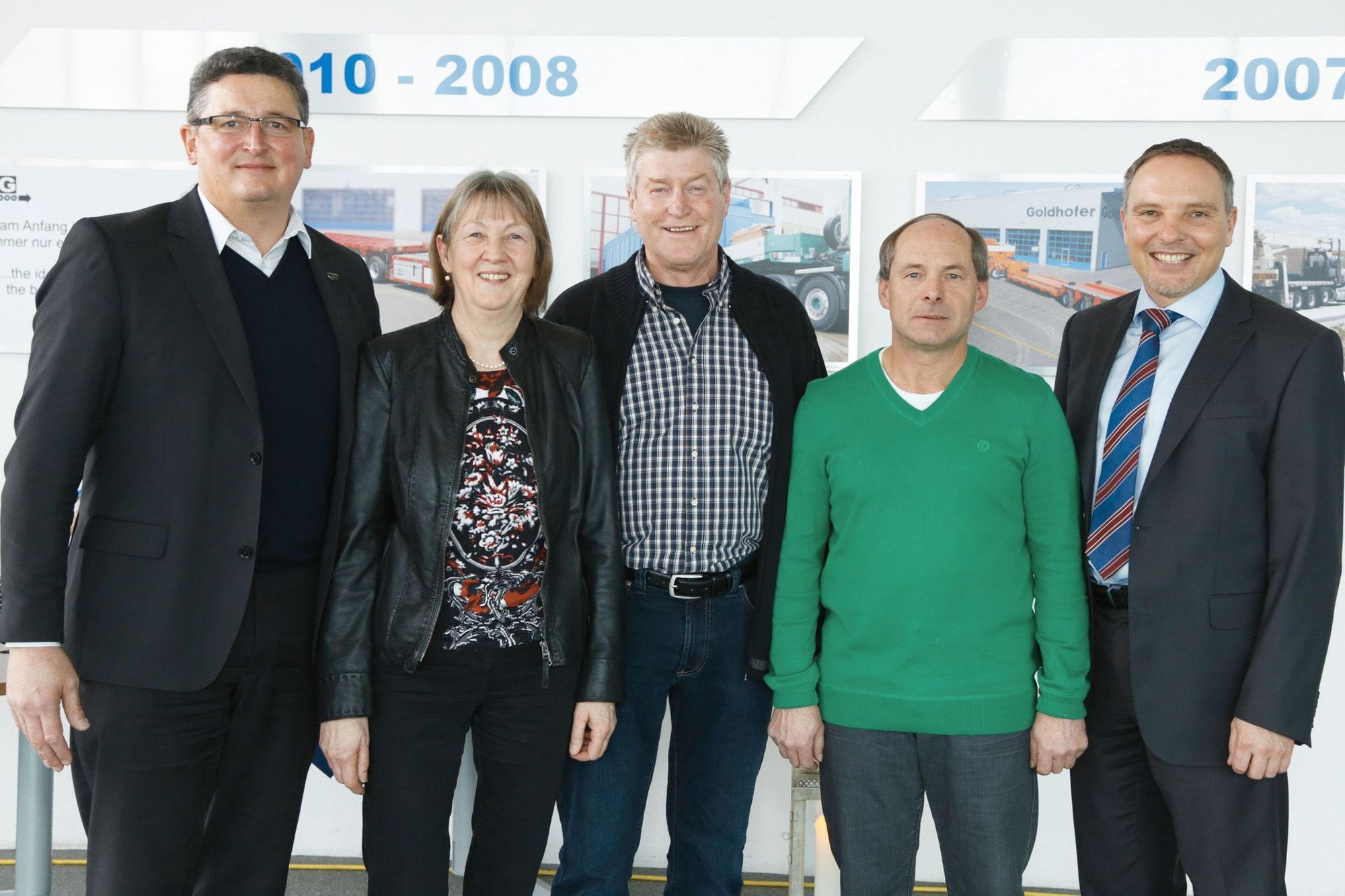 Stefan Fuchs bedankte sich aufrichtig bei den Jubilaren für ihre jahrelange Unterstützung: Foto: Goldhofer AG