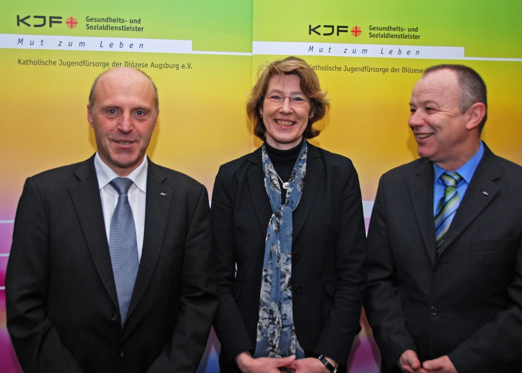 Bei ihrem Besuch konnte sich Ulrike Bahr selbst von der Leistung der KJF überzeugen. Foto: KJF/Karg