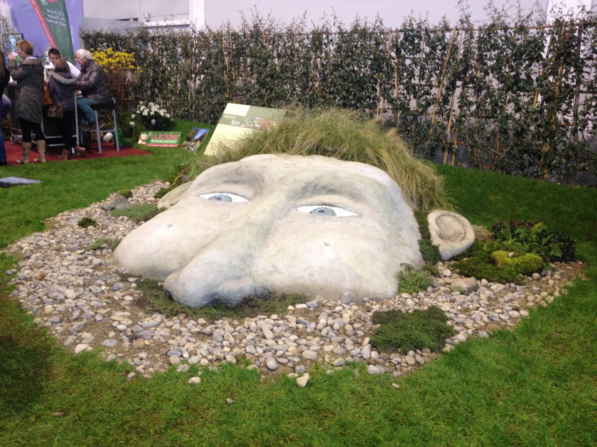 Frühlingsgefühle bei der IBO und ihren Schwesternmessen in der Messe Friedrichshafen. Foto: B4B SCHWABEN