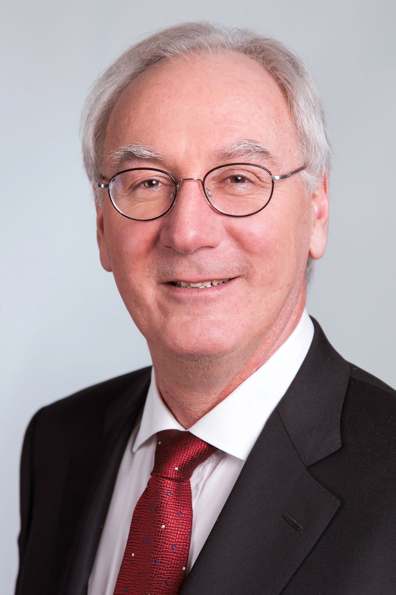 Peter Saalfrank sieht die Forderungen der Arbeitsministerin problematisch. Foto: IHK Schwaben