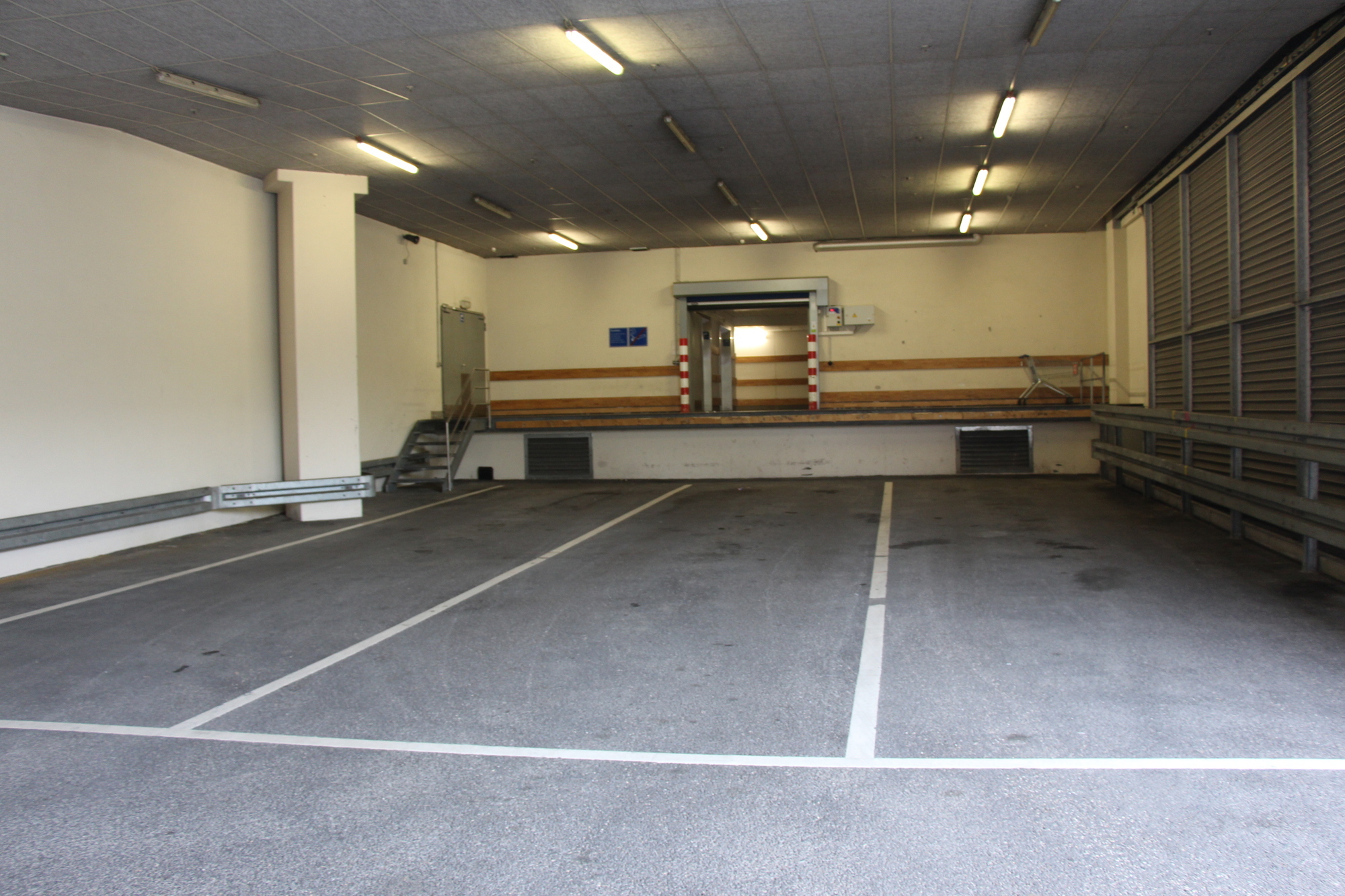 Abseits der Ladenstraße: Hinter den Kulissen der City Galerie. Foto: B4B SCHWABEN