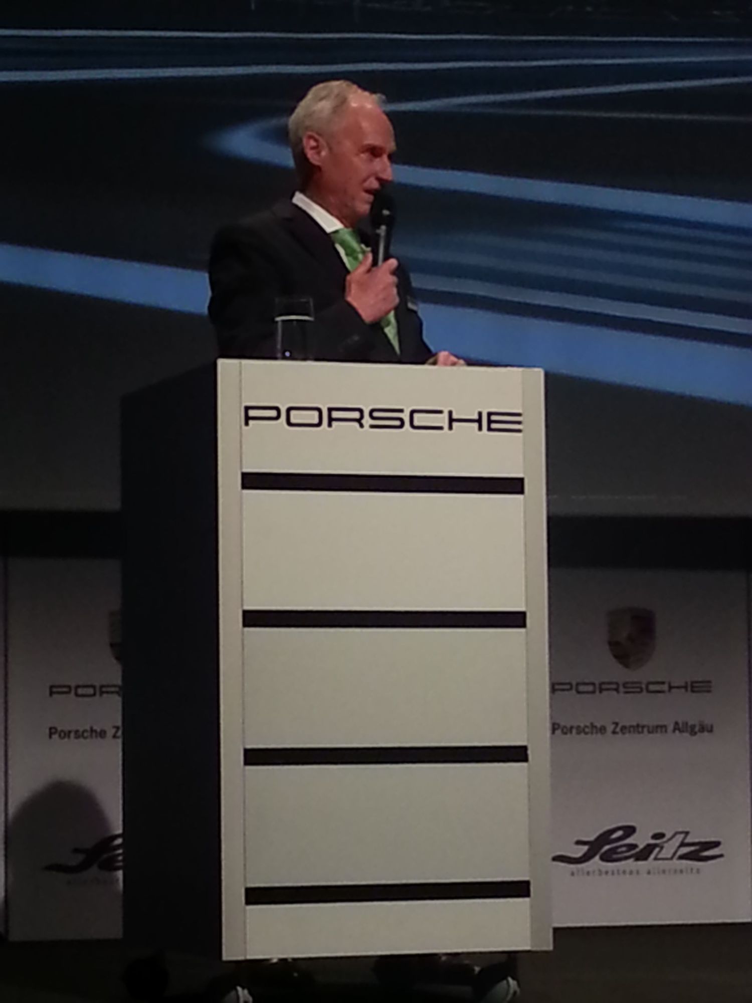 Eröffnungsfeier: Porsche Zentrum Allgäu.