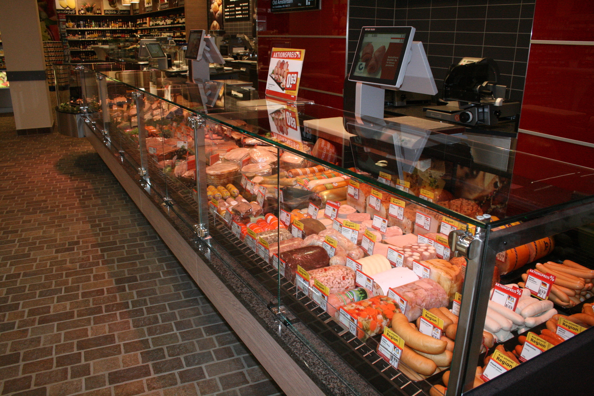 So sieht der neue REWE CITY in der Maxstraße von innen aus. Foto: B4B SCHWABEN