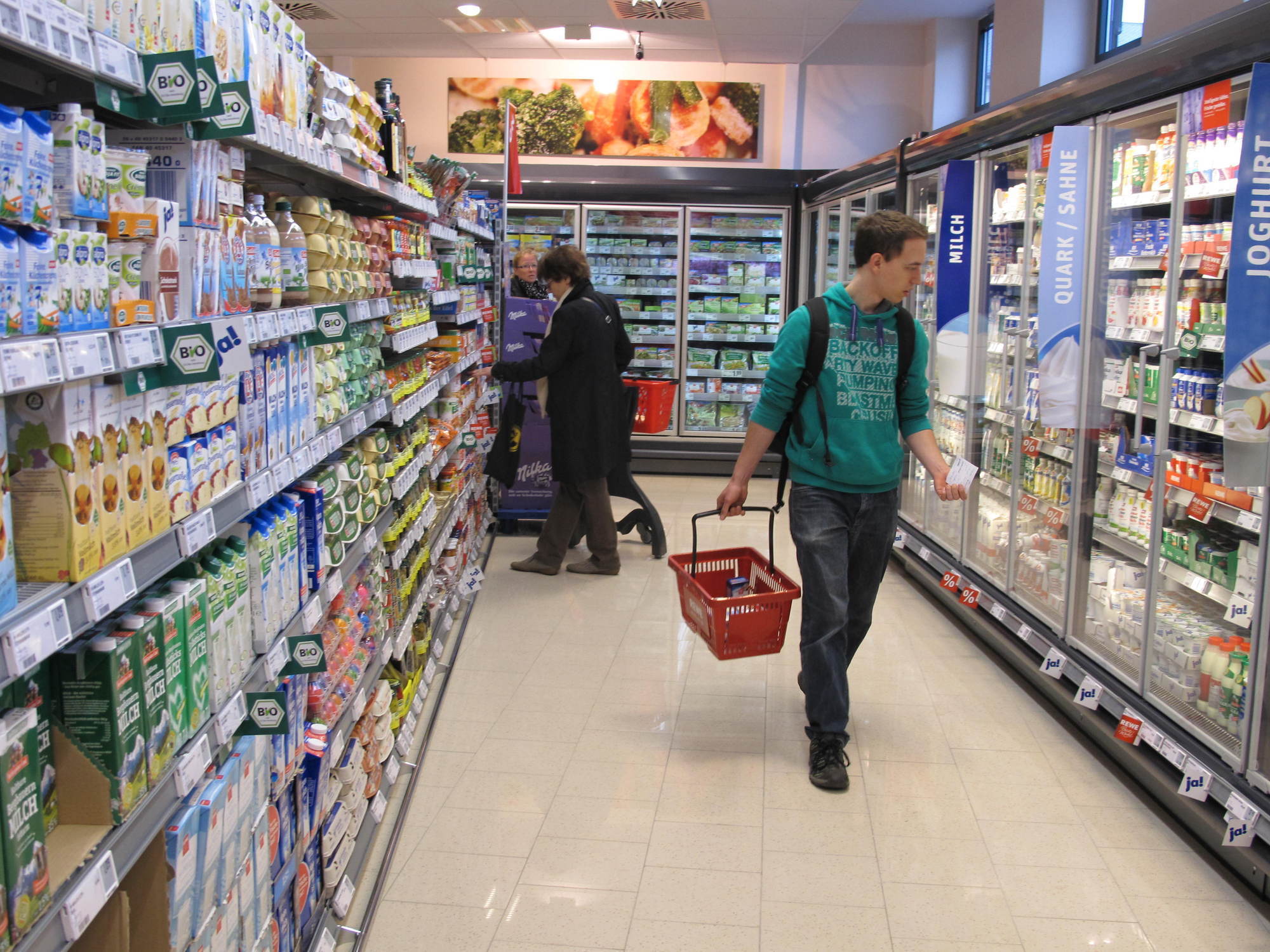 Der neue REWE CITY wird von den Kunden sehr gut angenommen. Foto: B4B SCHWABEN