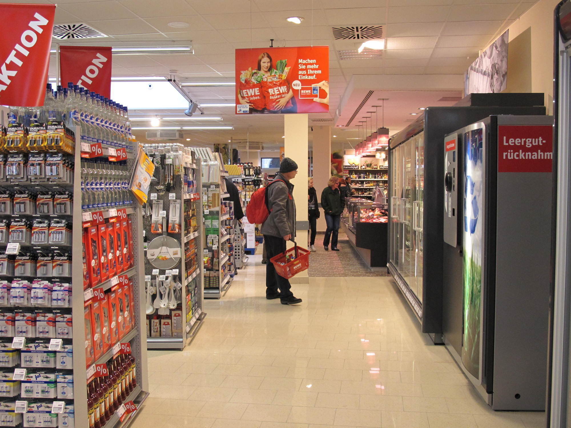 Der neue REWE CITY wird von den Kunden sehr gut angenommen. Foto: B4B SCHWABEN