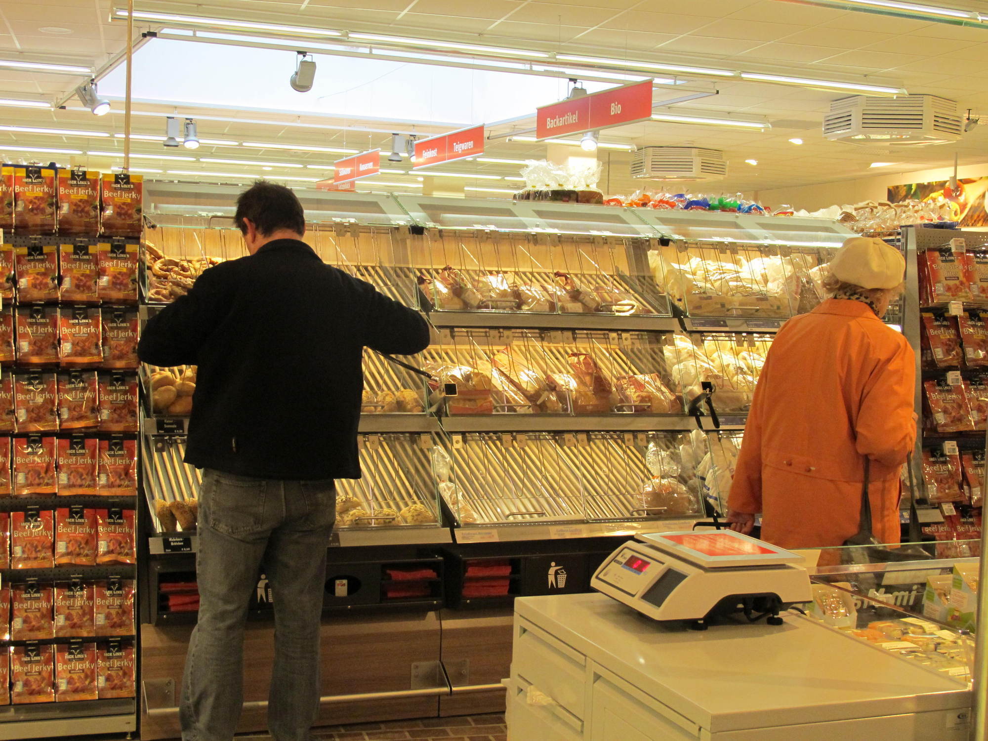 Der neue REWE CITY wird von den Kunden sehr gut angenommen. Foto: B4B SCHWABEN
