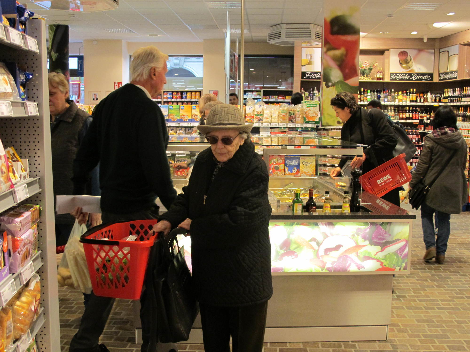 Der neue REWE CITY wird von den Kunden sehr gut angenommen. Foto: B4B SCHWABEN
