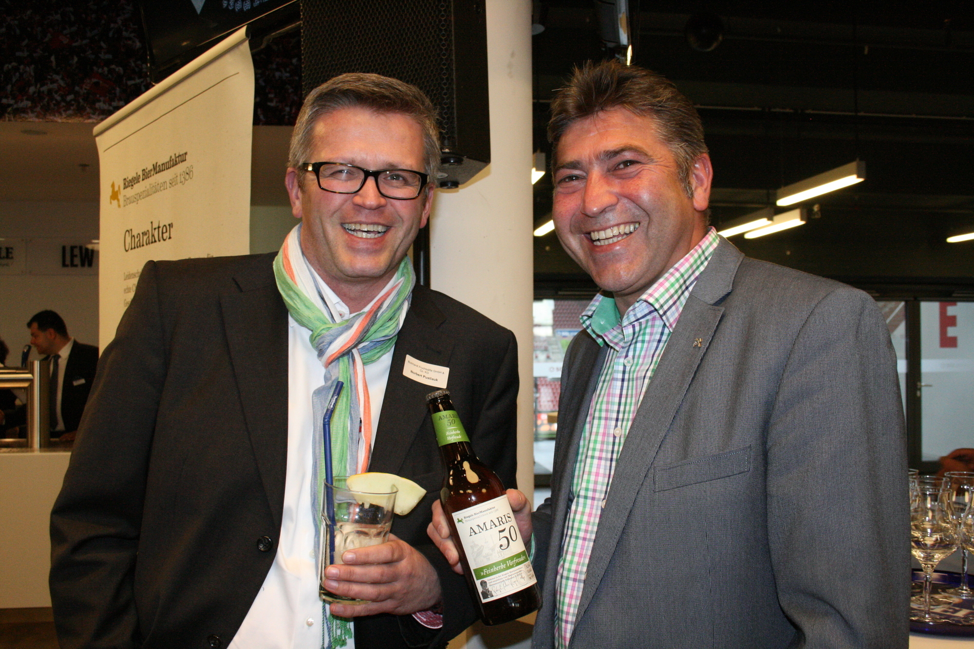 Die Spieler des FC Augsburg trafen sich mit Freunden und Sponsoren bei der Casino Night in der SGL arena. Foto: B4B SCHWABEN