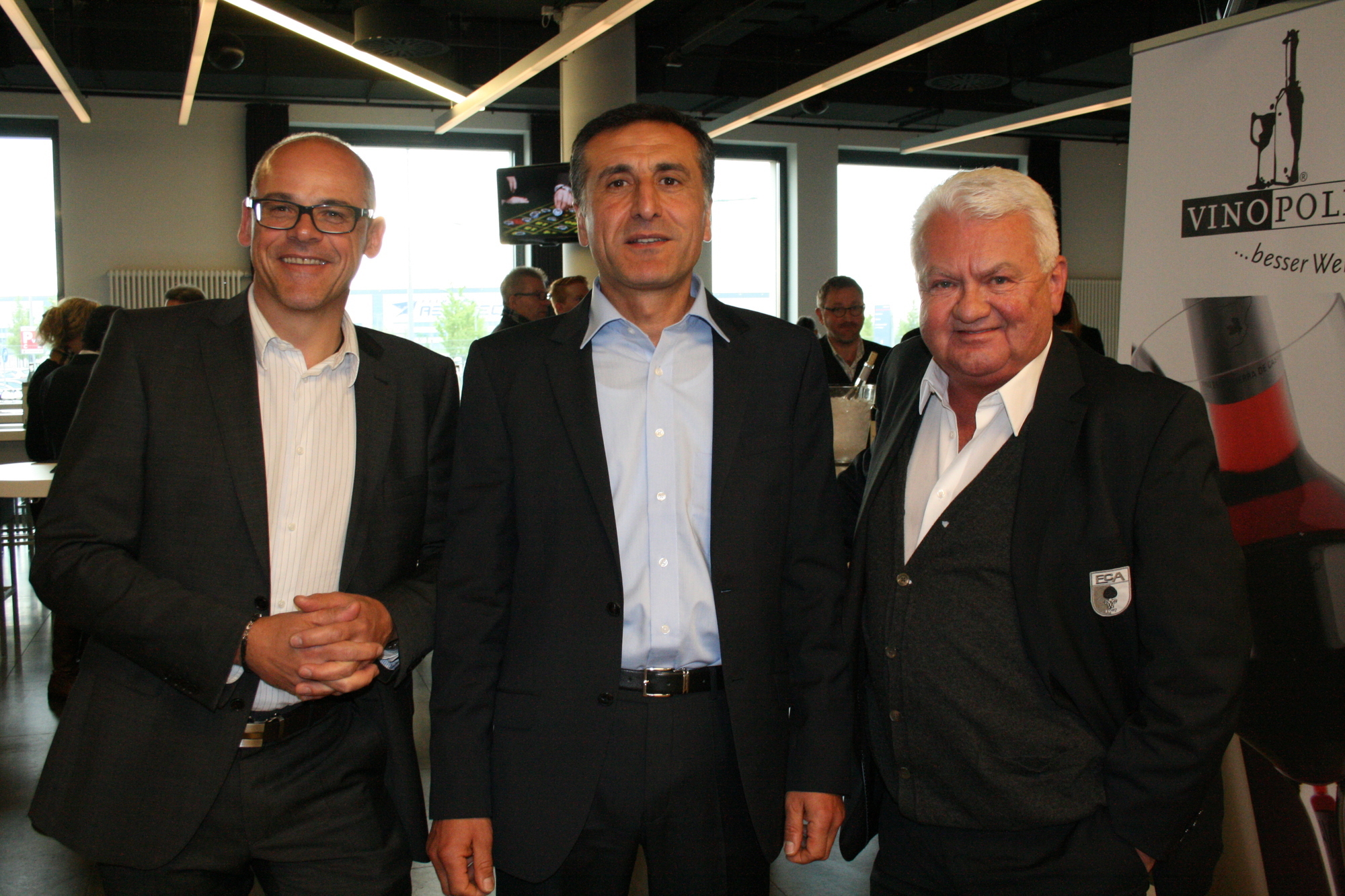 Die Spieler des FC Augsburg trafen sich mit Freunden und Sponsoren bei der Casino Night in der SGL arena. Foto: B4B SCHWABEN