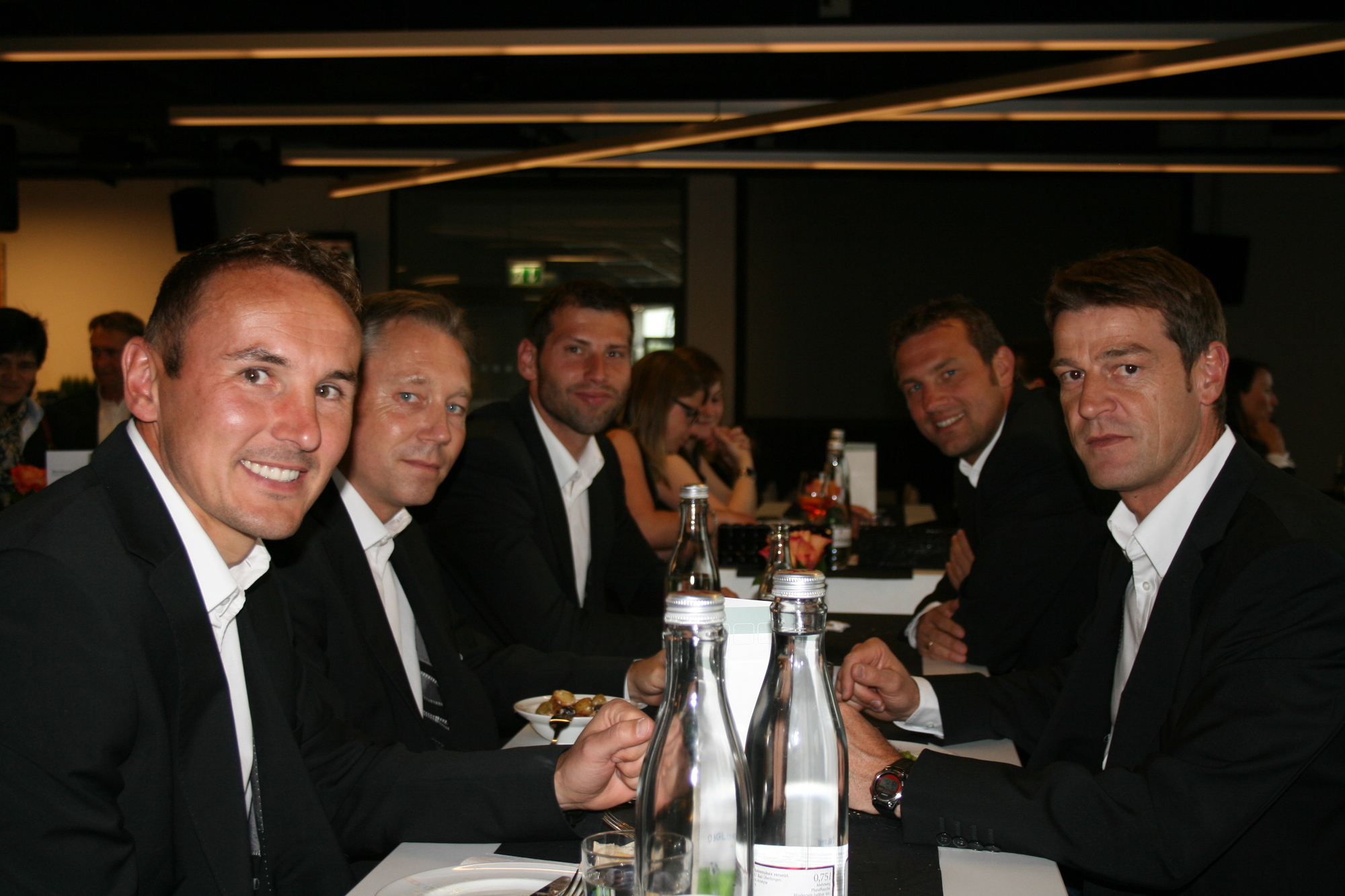 Die Spieler des FC Augsburg trafen sich mit Freunden und Sponsoren bei der Casino Night in der SGL arena. Foto: B4B SCHWABEN