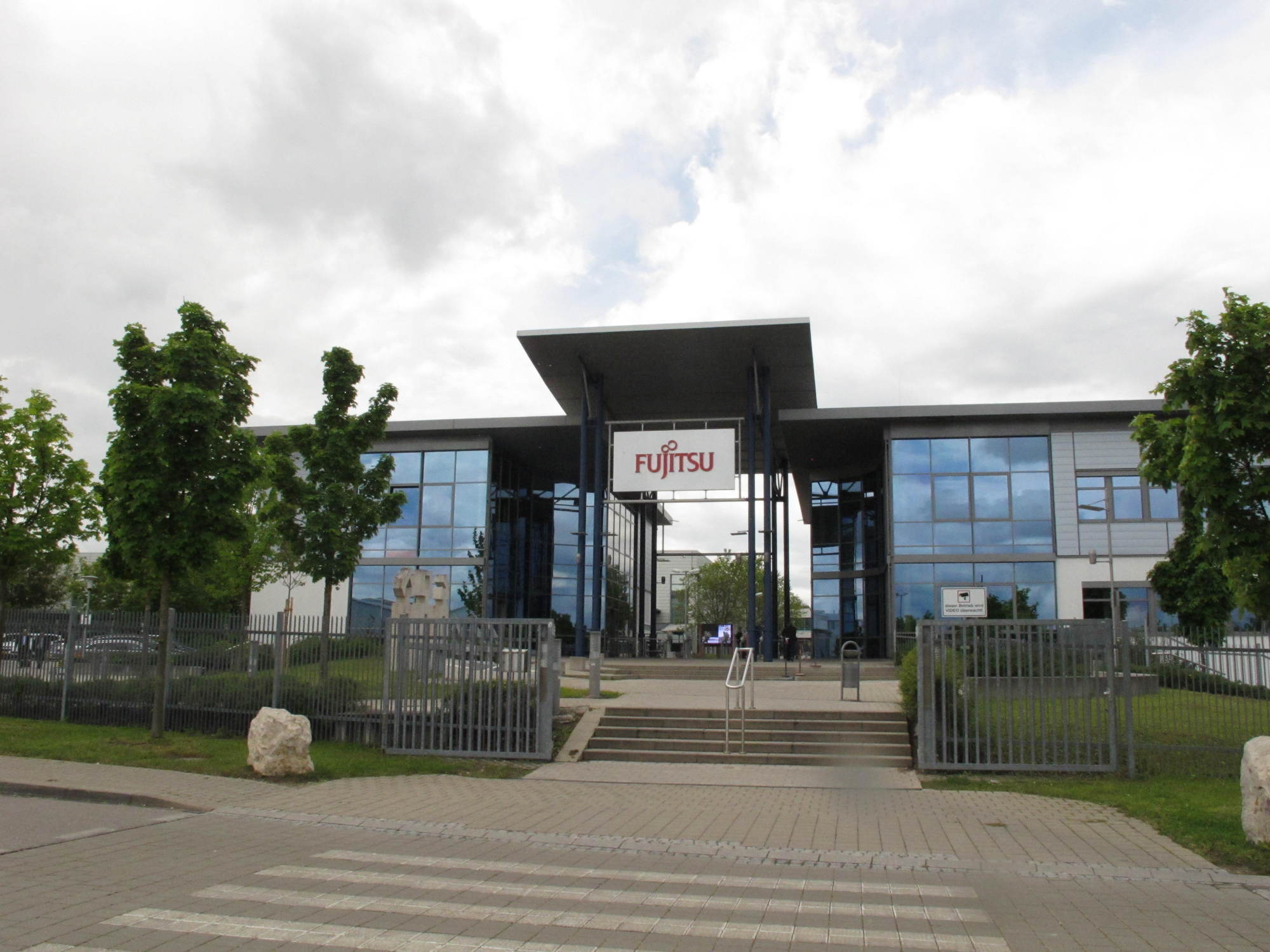 Das Zentrum für Weiterbildung und Wissenstransfer (ZWW) organisierte den Company Campus Day bei Fujitsu. Foto: B4B SCHWABEN