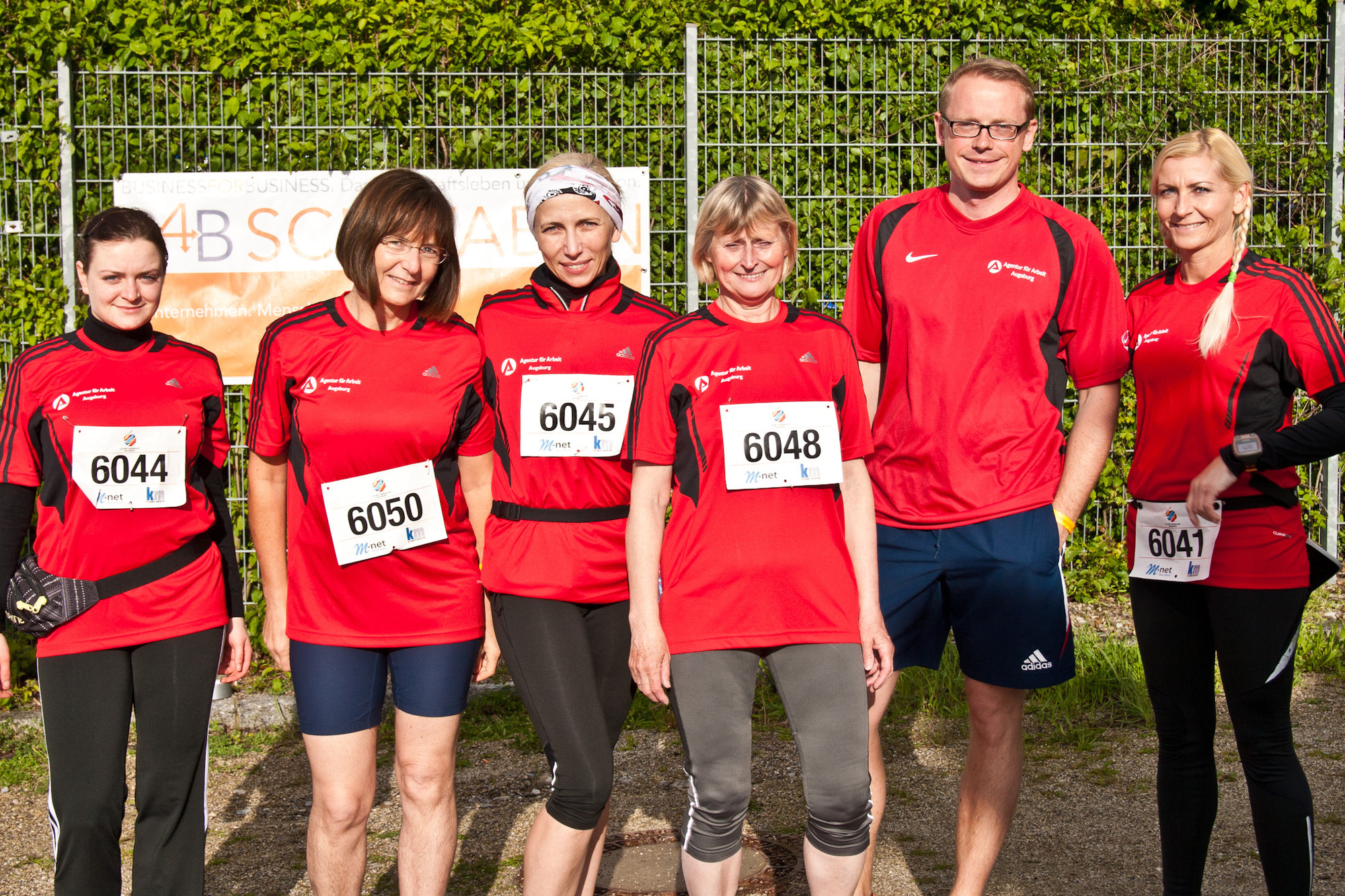 3. M-net Firmenlauf: Impressionen von Läufern & Teams. Foto: B4B SCHWABEN