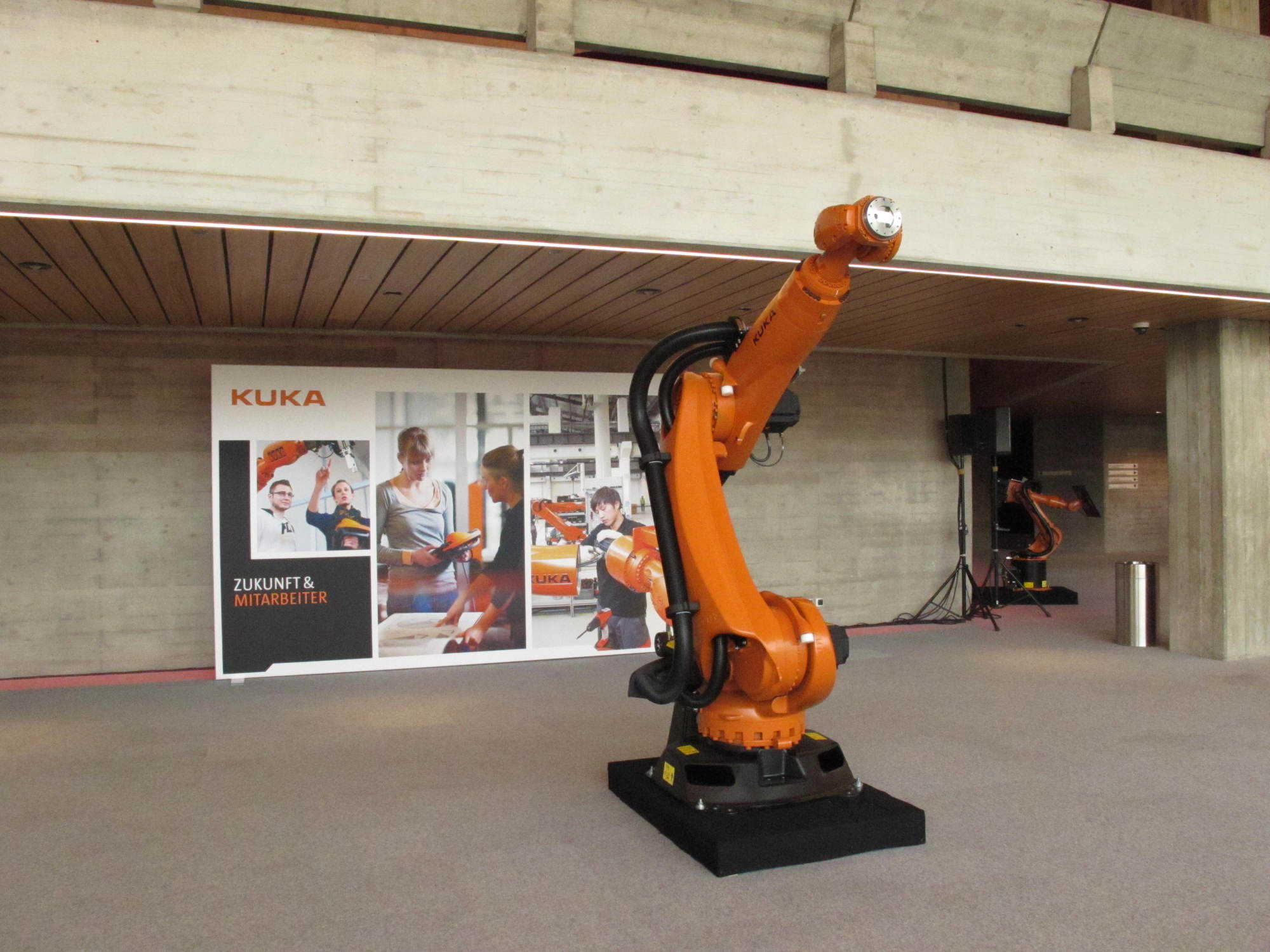 Rund 600 Aktionäre fanden sich zur KUKA-Hauptversammlung ins Kongresszentrum Augsburg ein. Foto: B4B SCHWABEN