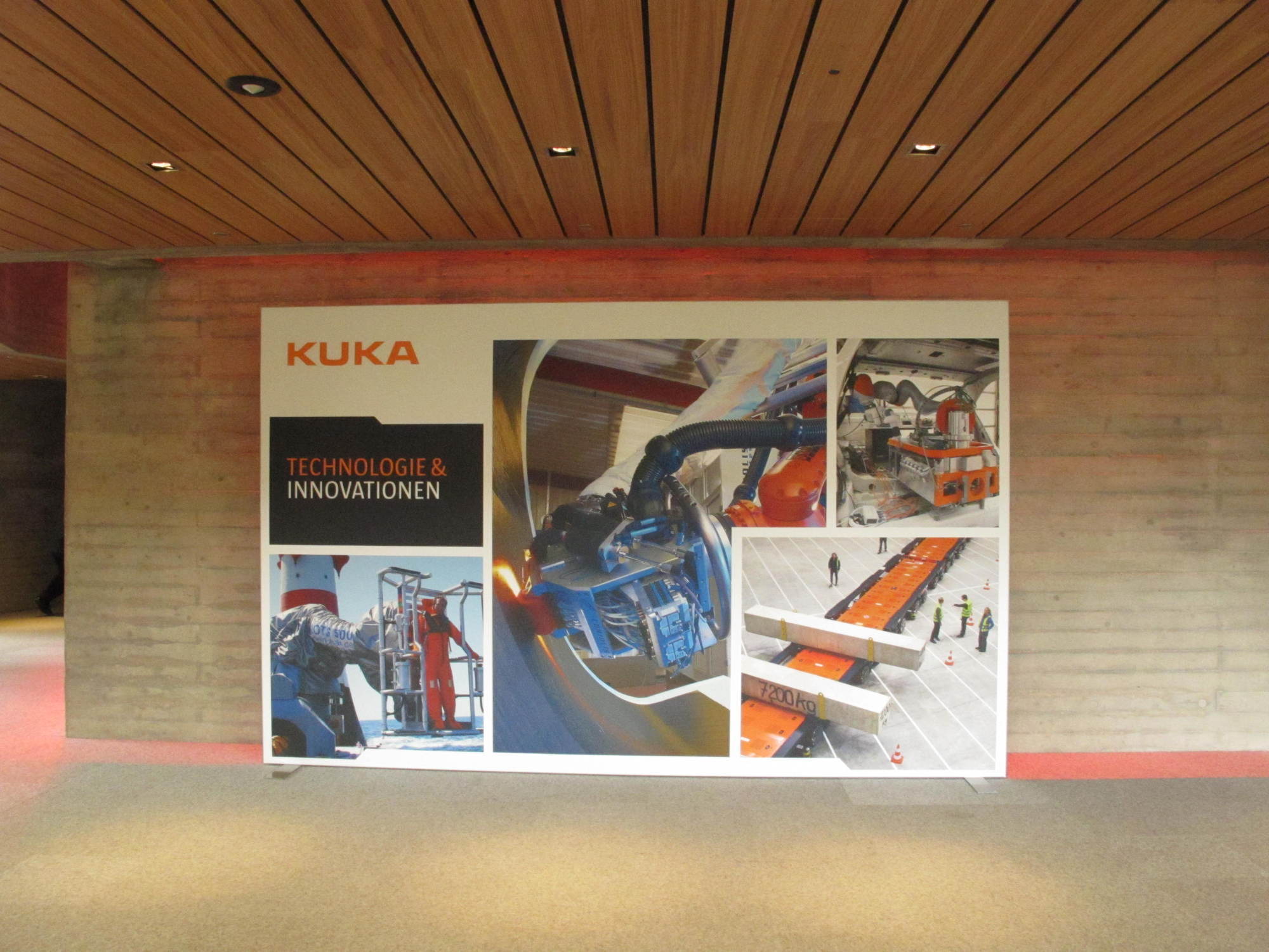 Rund 600 Aktionäre fanden sich zur KUKA-Hauptversammlung ins Kongresszentrum Augsburg ein. Foto: B4B SCHWABEN