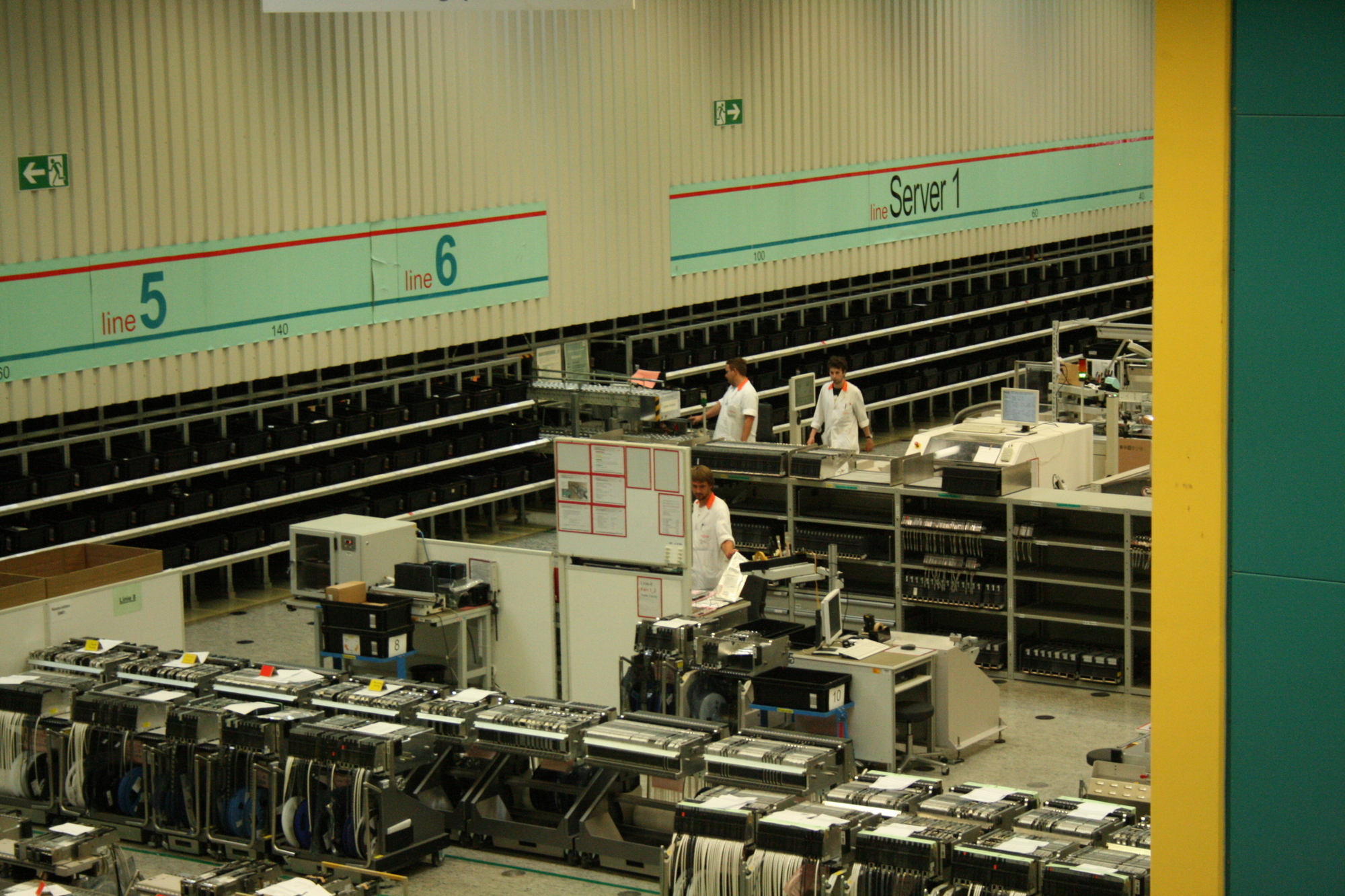 Fujitsu zeigt seine einzige PC-Fertigung, die es in Deutschland noch gibt. Foto: B4B SCHWABEN