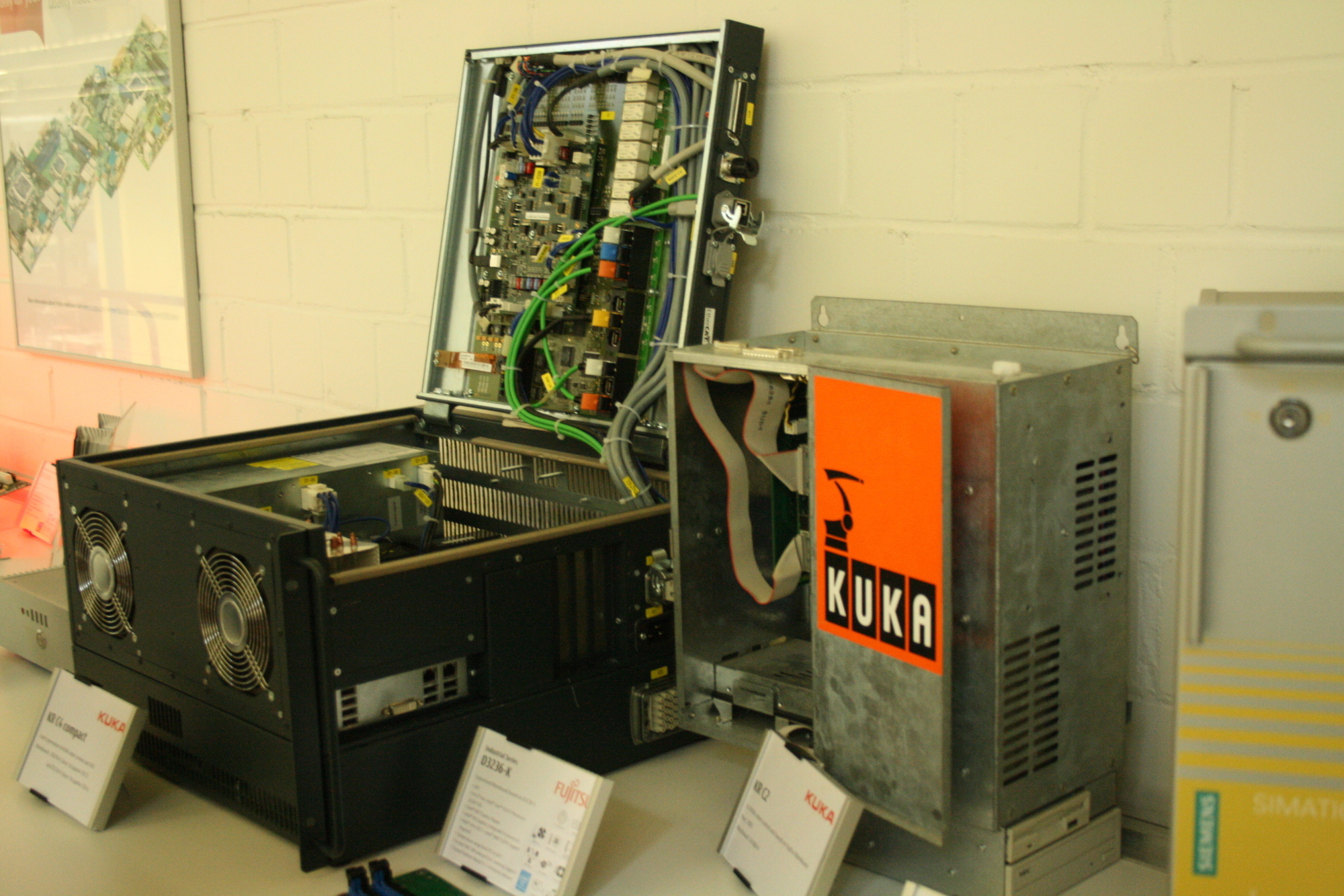 Fujitsu zeigt seine einzige PC-Fertigung, die es in Deutschland noch gibt. Foto: B4B SCHWABEN