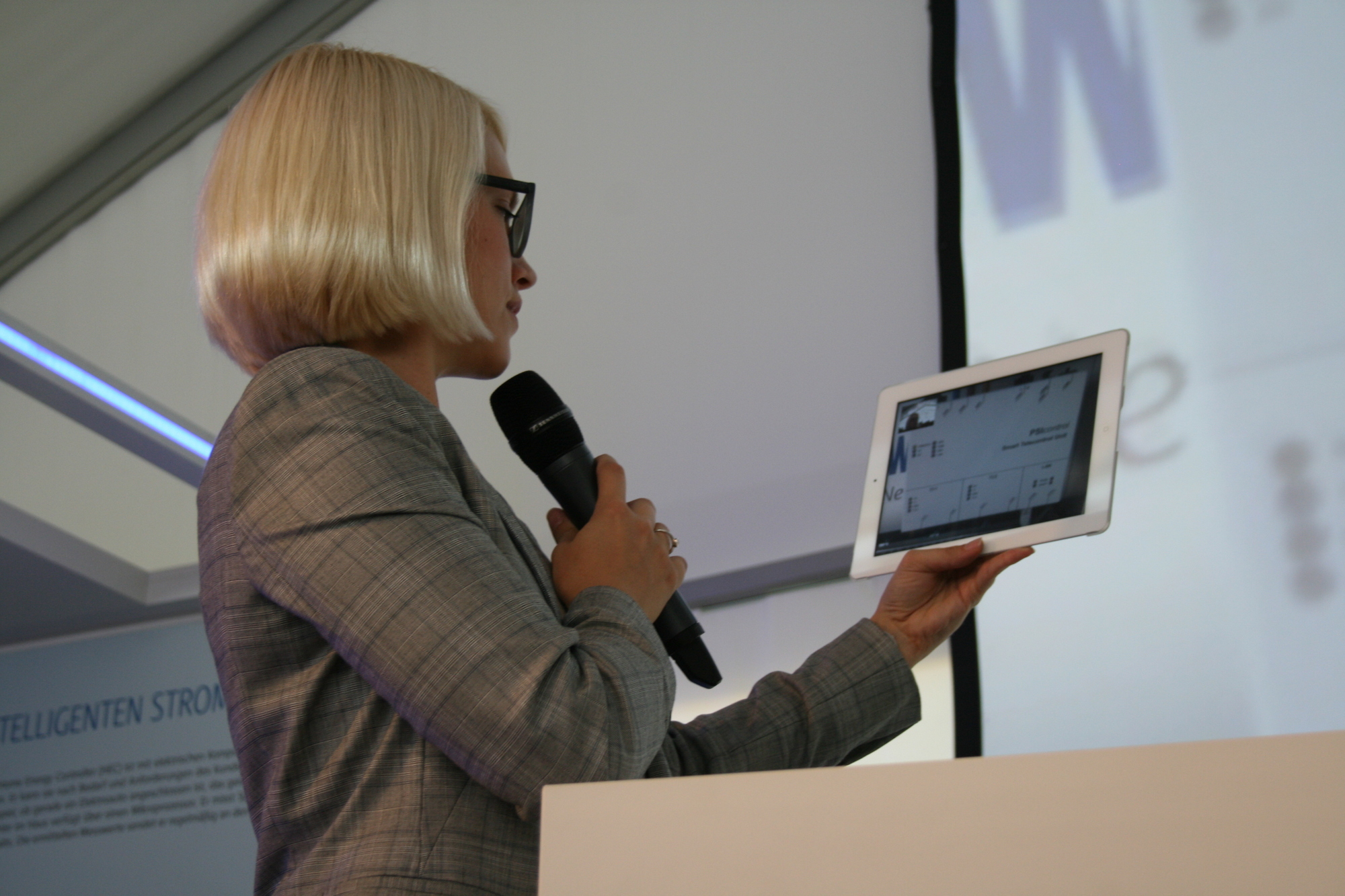 LEW und RWE drücken den Startknopf für eine neue intelligente Zukunft der Stromversorgung. Foto: B4B SCHWABEN