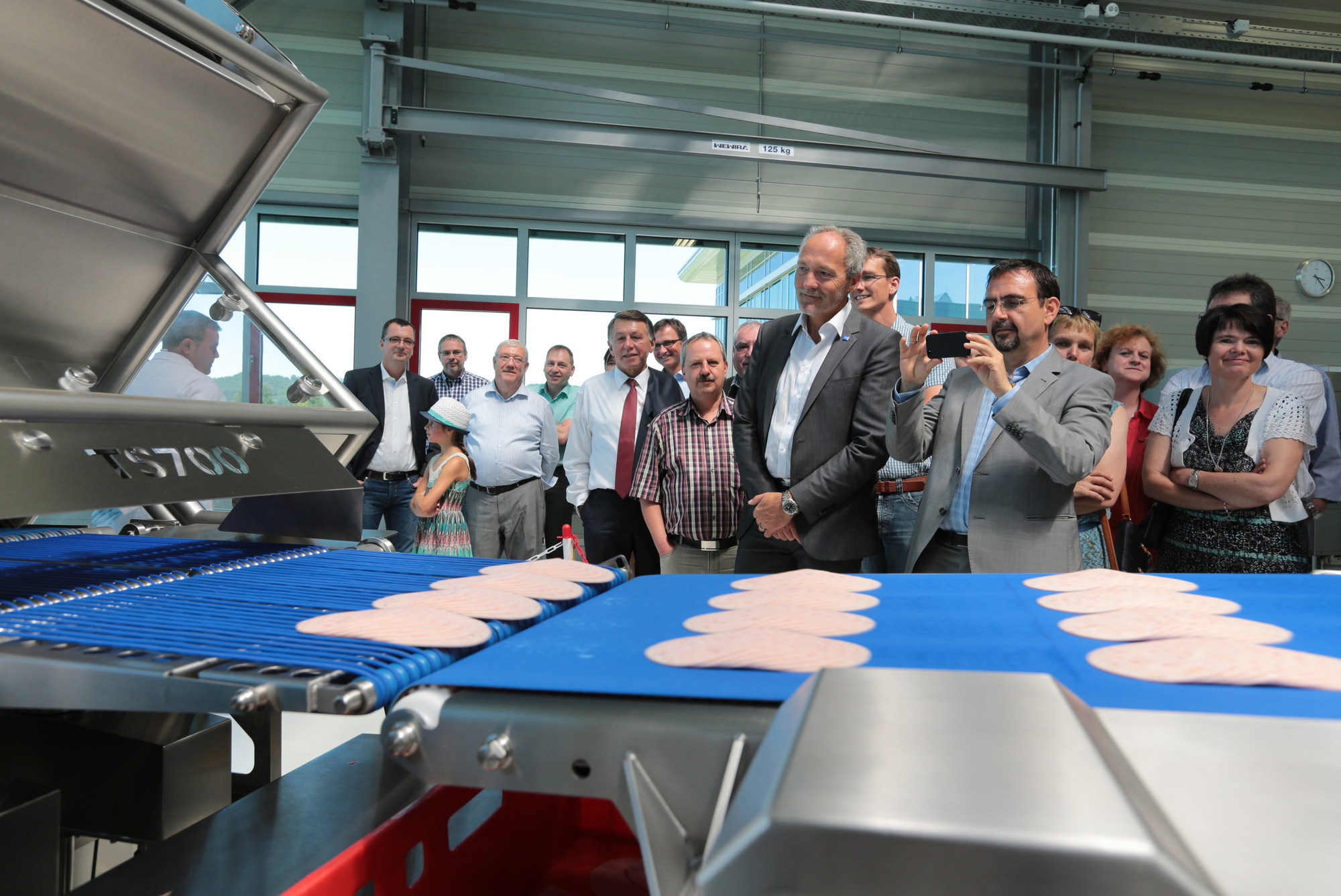 Anfang Juli weihte die TEXTOR Maschinenbau GmbH ihren Firmensitz in Wolfertschwenden ein. Foto: TEXTOR Maschinenbau GmbH