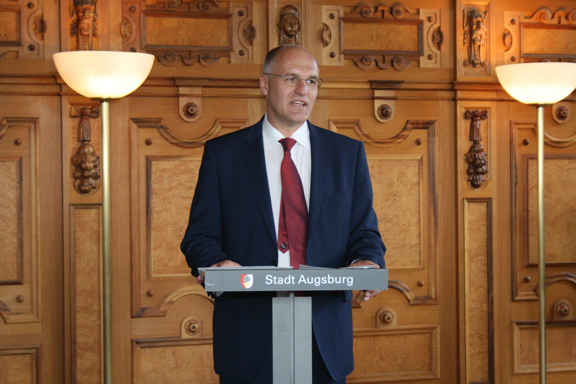 Die ökologisch vorbildlichen Unternehmen aus der Region erhielten ihre ÖKOPROFIT-Urkunde. Foto: B4B SCHWABEN