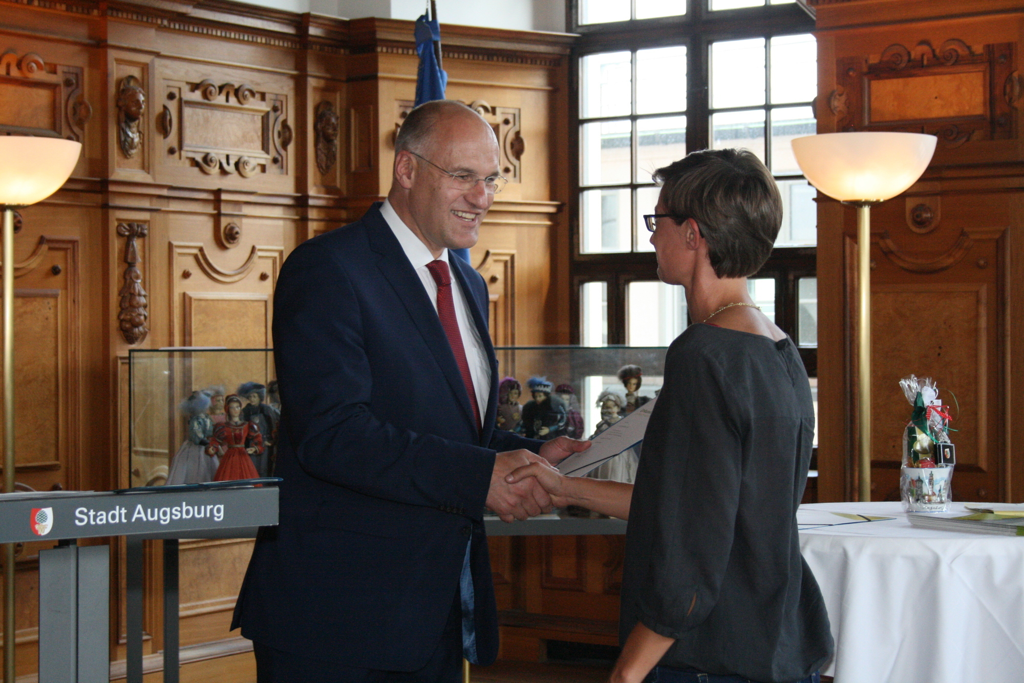 Die ökologisch vorbildlichen Unternehmen aus der Region erhielten ihre ÖKOPROFIT-Urkunde. Foto: B4B SCHWABEN