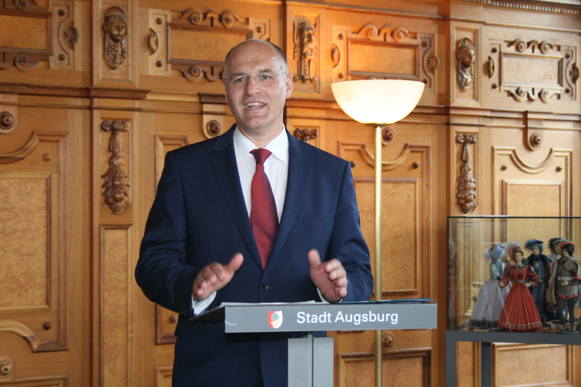 Die ökologisch vorbildlichen Unternehmen aus der Region erhielten ihre ÖKOPROFIT-Urkunde. Foto: B4B SCHWABEN