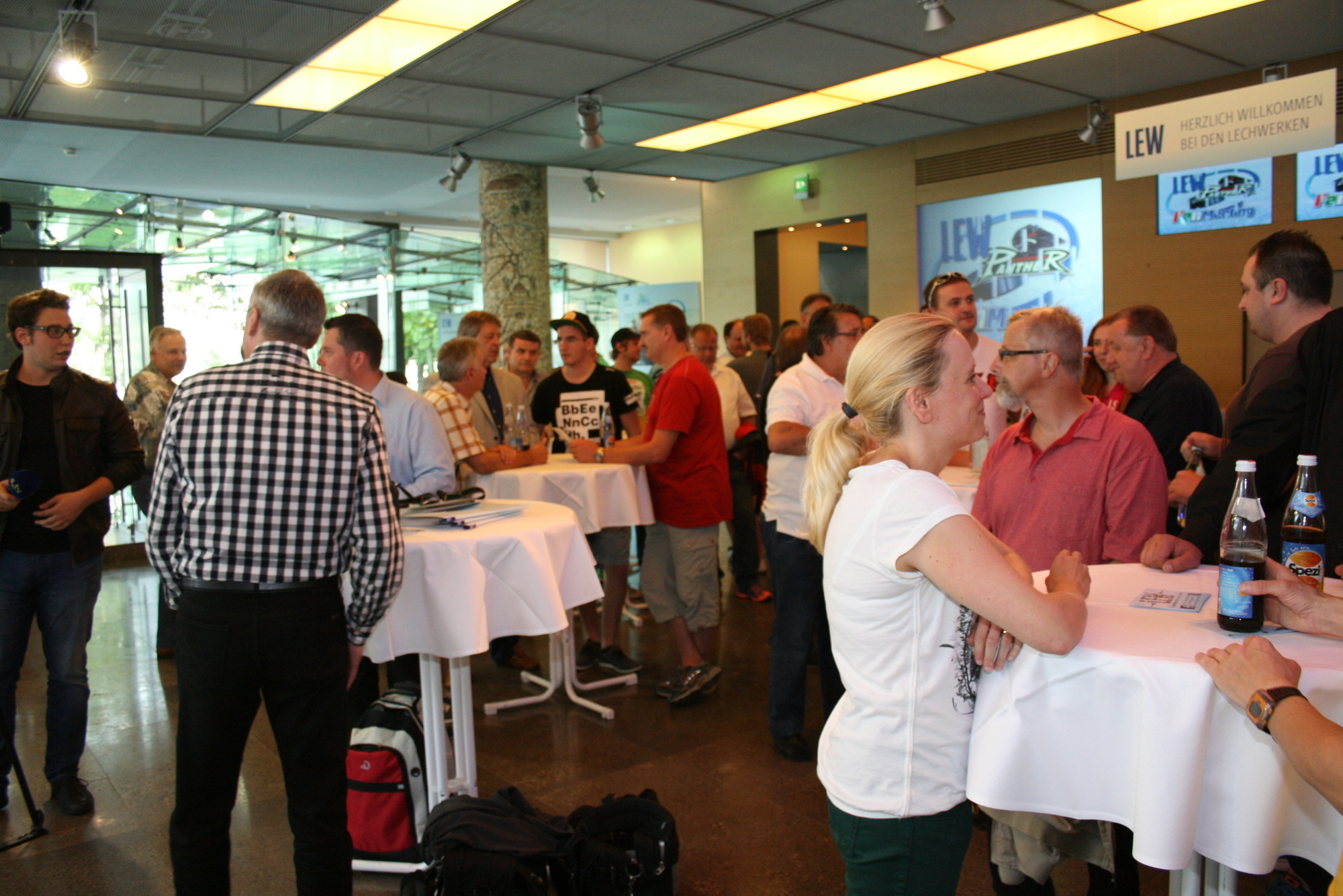 AEV Fanmeeting im LEW Energieladen